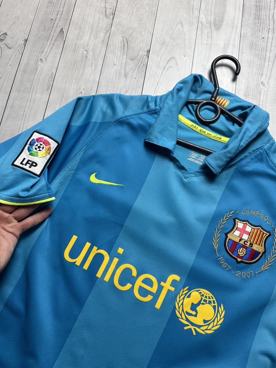 Vintage Vintage Nike Barcelona soccer jersey blue rare size m Size US M / EU 48-50 / 2 - 4 Thumbnail