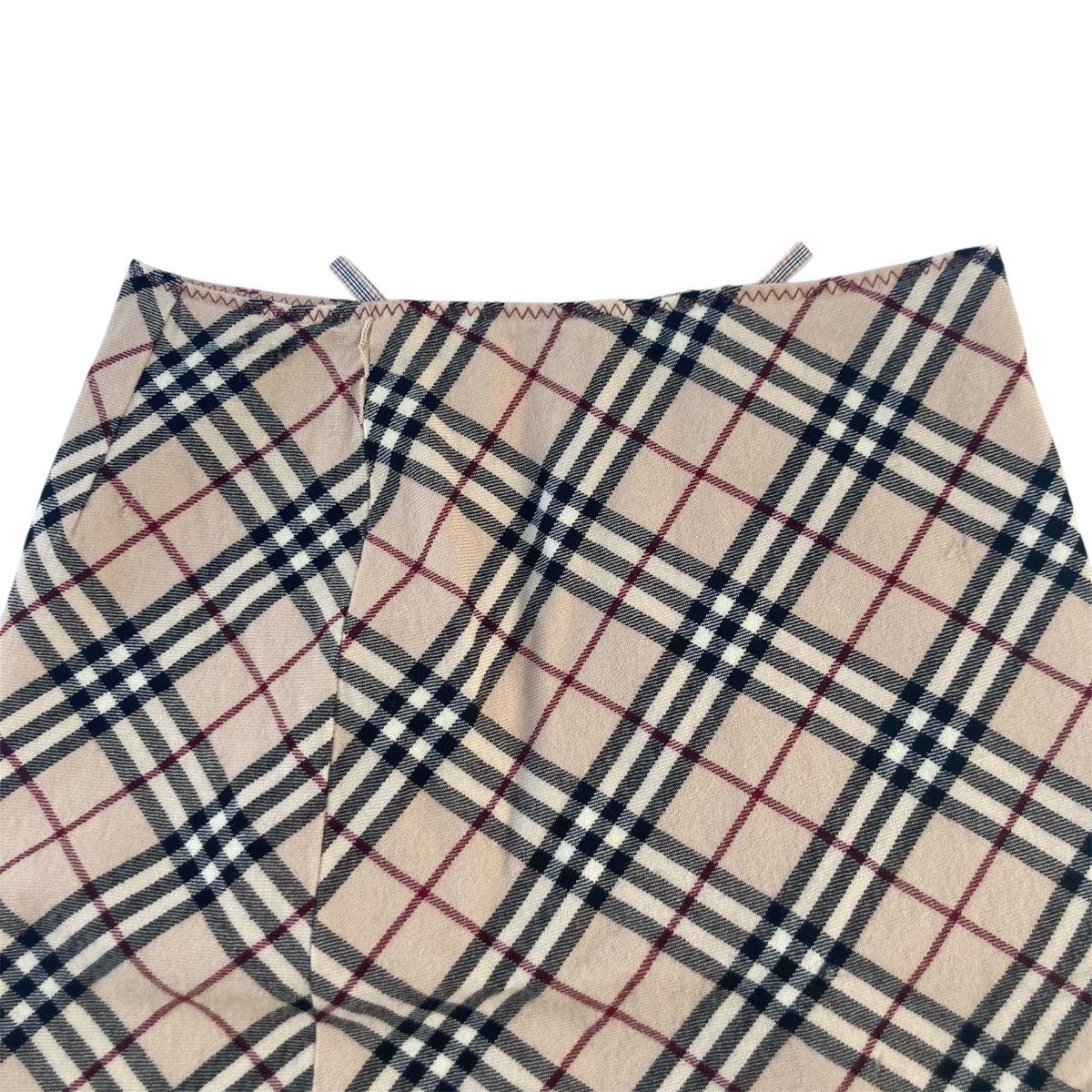 Burberry BURBERRY LONDON BLUE LABEL NOVA CHECK SKIRT Size 27" / US 4 / IT 40 - 4 Thumbnail