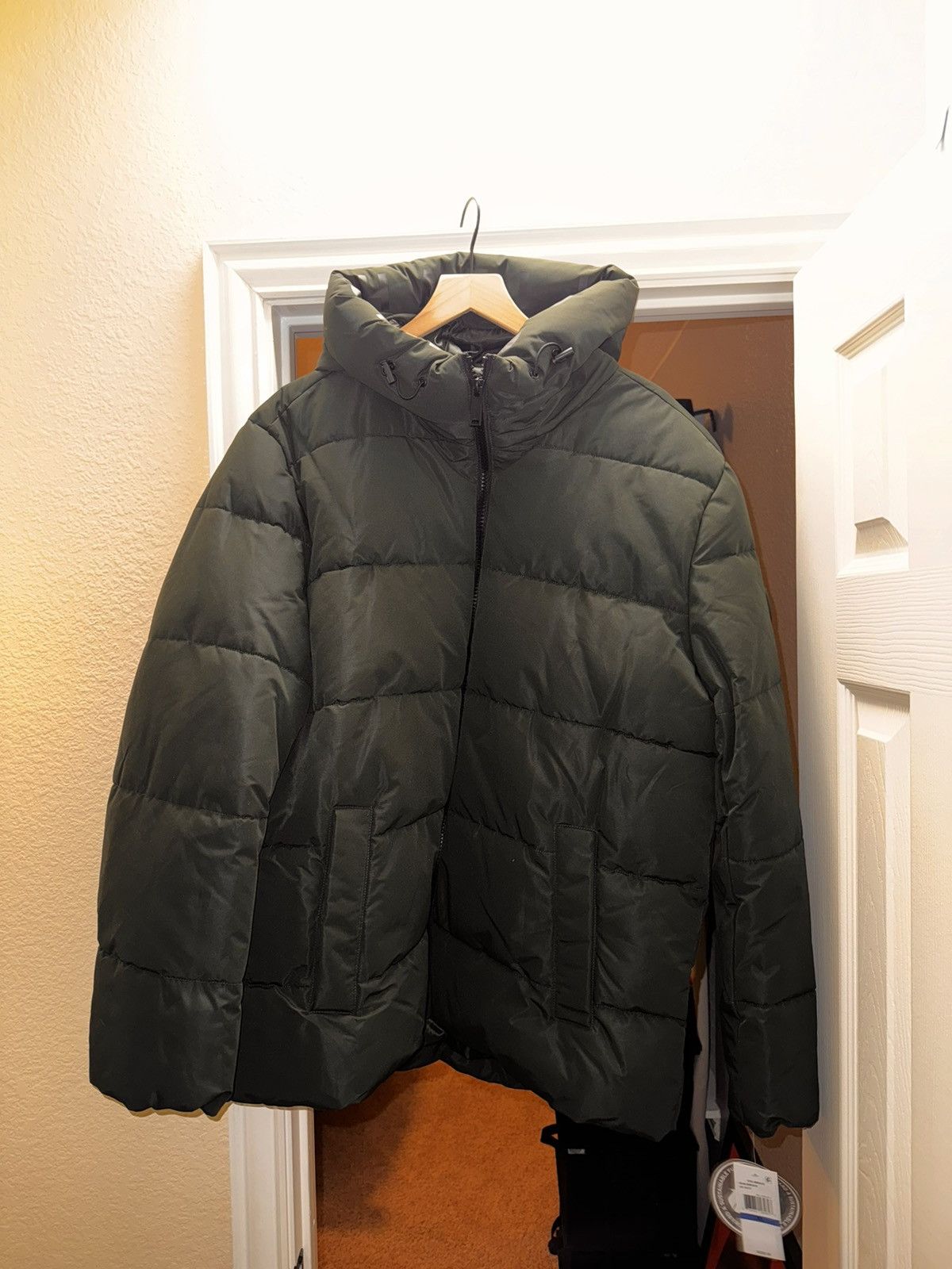 image of Michael Kors Puffer Jacket in Black, Men's (Size XL)