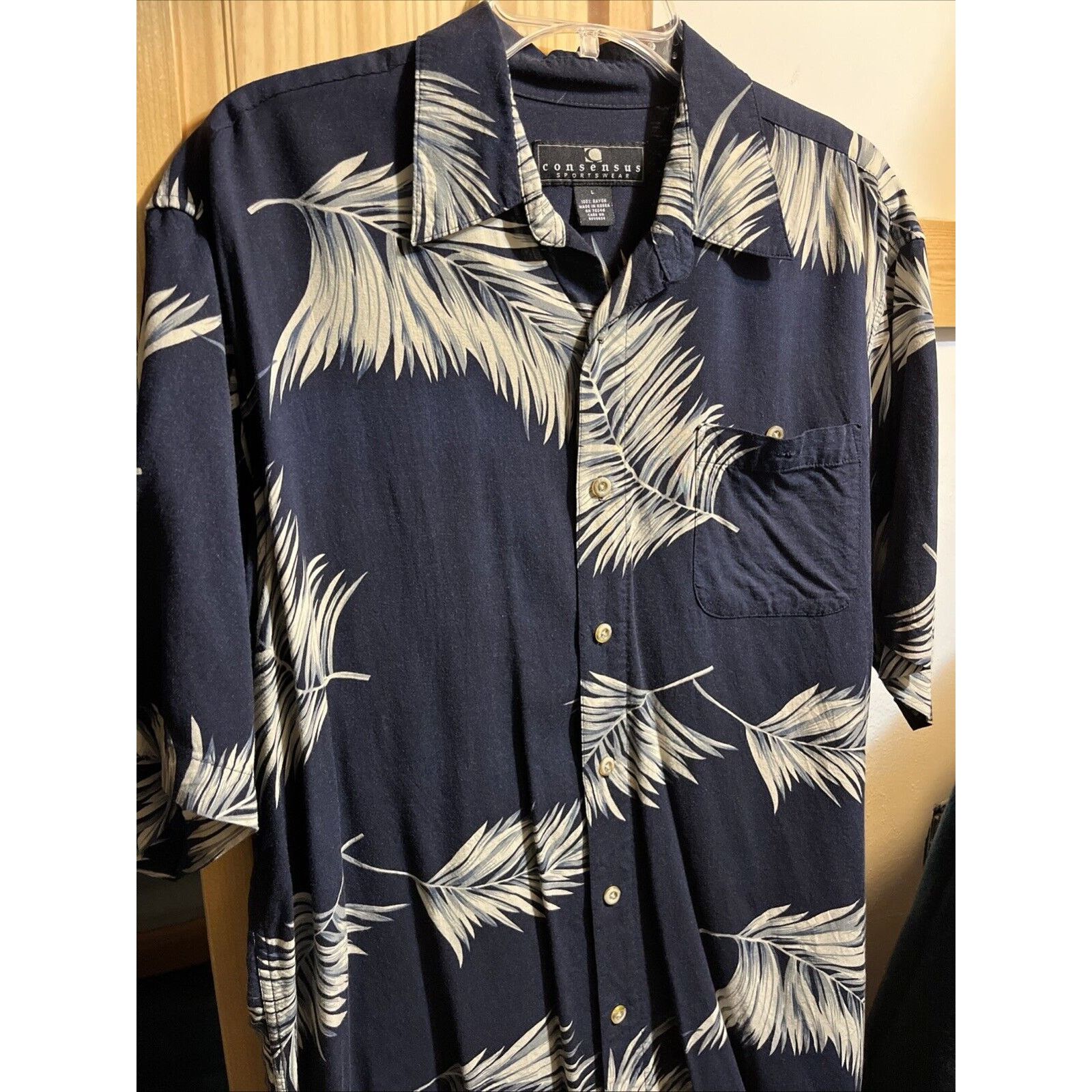 Consensus Sportswear VTG Consensus Sportswear Men’s Rayon Shirt L Blue Floral SS Size US L / EU 52-54 / 3 - 2 Thumbnail