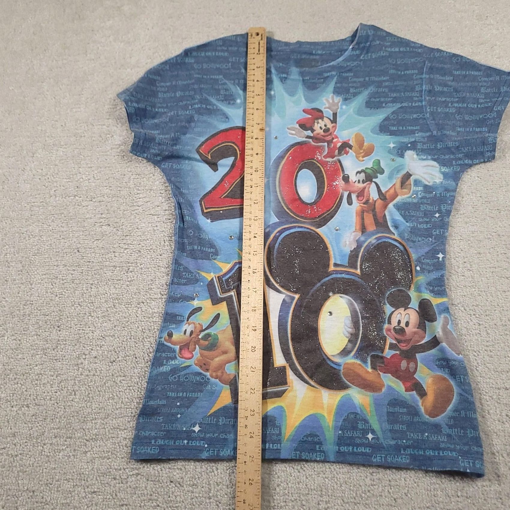 Disney VINTAGE Disneyland Disney World Shirt Womens Medium 2018 Mickey Minnie Goofy Pluto Tee Size M / US 6-8 / IT 42-44 - 5 Thumbnail