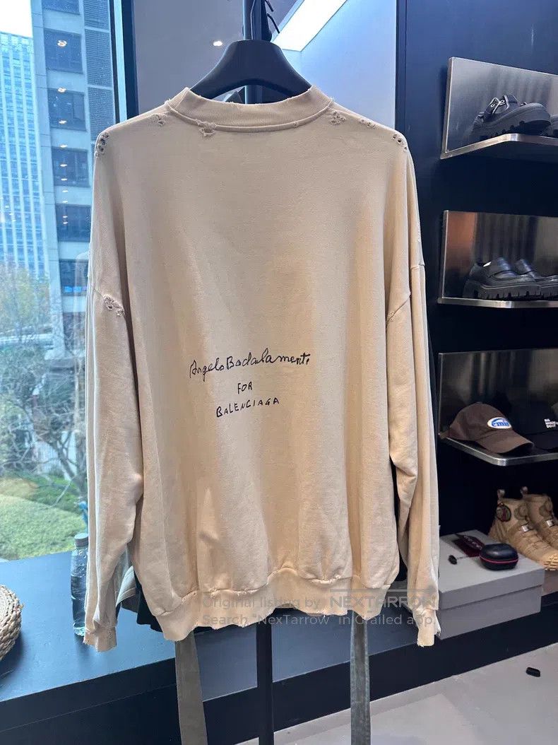Balenciaga Balenciaga Distressed Logo Hoodie Size US S / EU 44-46 / 1 - 3 Thumbnail