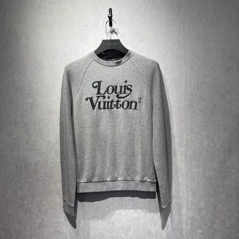 Louis Vuitton LOUIS VUITTON long sleeves Size US XS / EU 42 / 0 - 1 Thumbnail