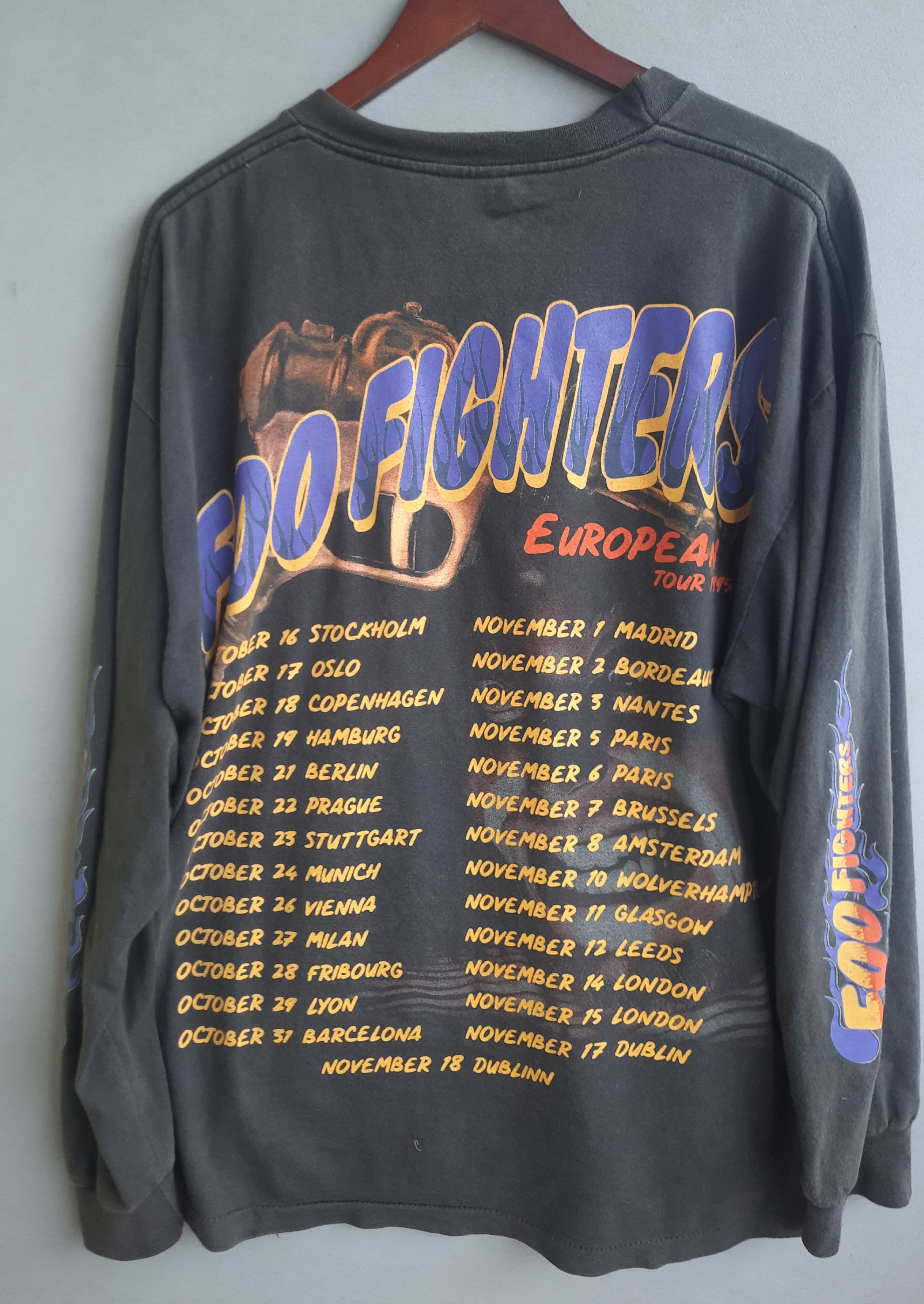 Band Tees Foo Fighters European Tour Fans Made Size US XL / EU 56 / 4 - 2 Thumbnail