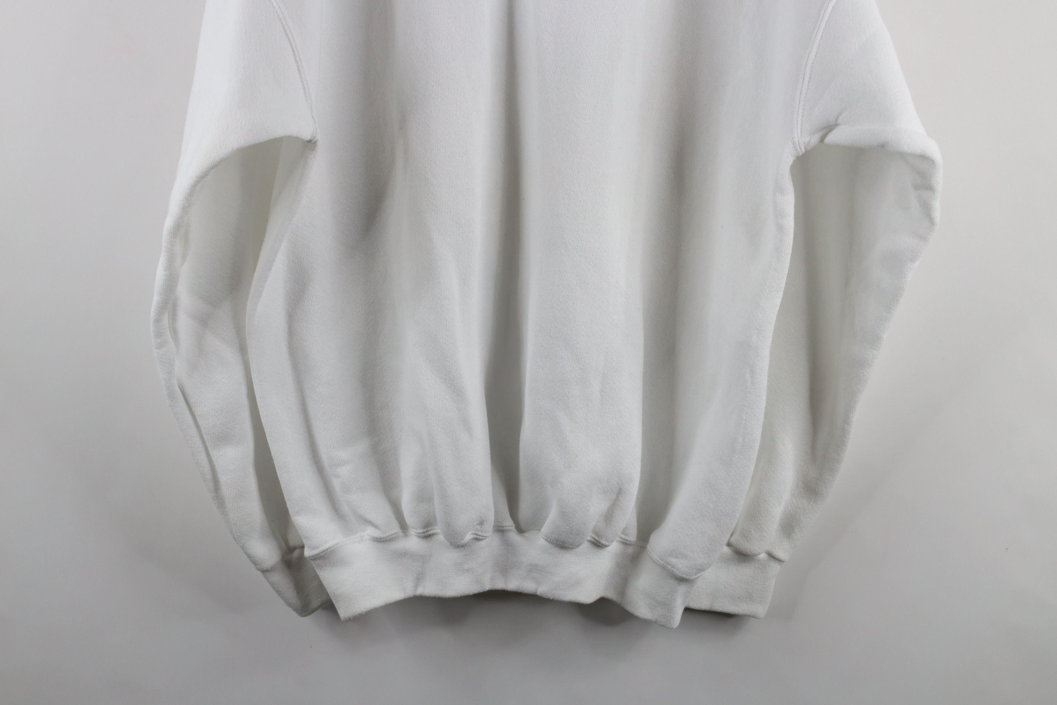 Vintage Vintage 90s Streetwear Large Blank Crewneck Sweatshirt White Size US L / EU 52-54 / 3 - 7 Thumbnail