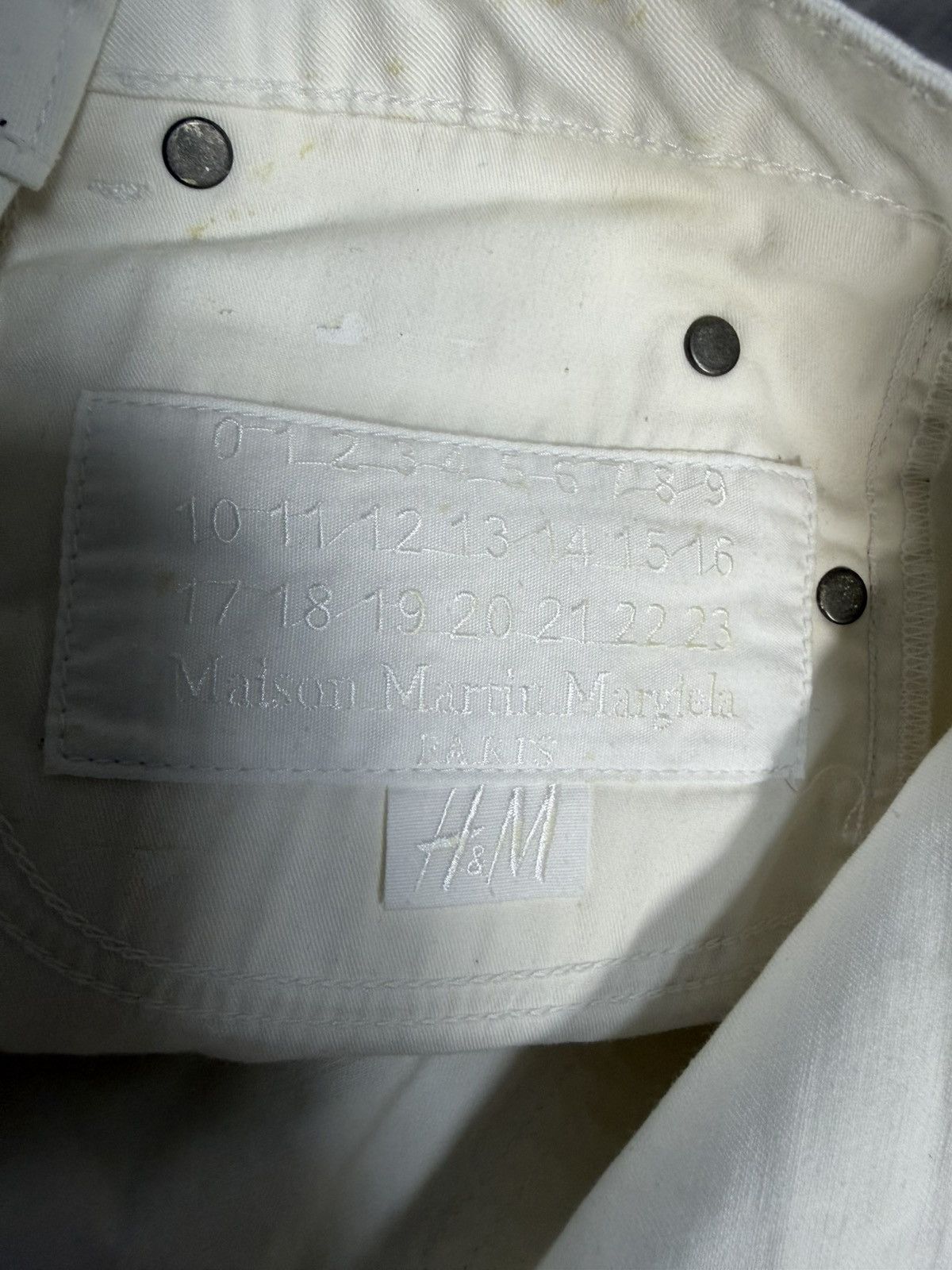 H&M × Maison Margiela Maison Martin Margiela × H&M Re-Edition Painted Jeans Size 27" / US 4 / IT 40 - 11 Thumbnail
