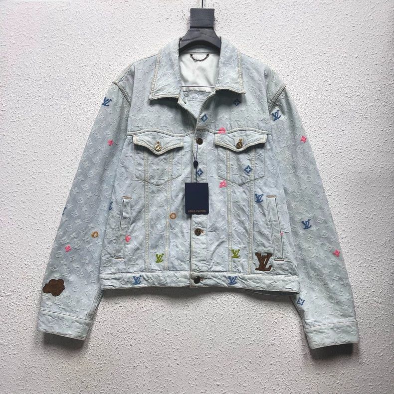 Louis Vuitton Louis Vuitton Taylor co-branded full print denim jacket Size US L / EU 52-54 / 3 - 1 Thumbnail