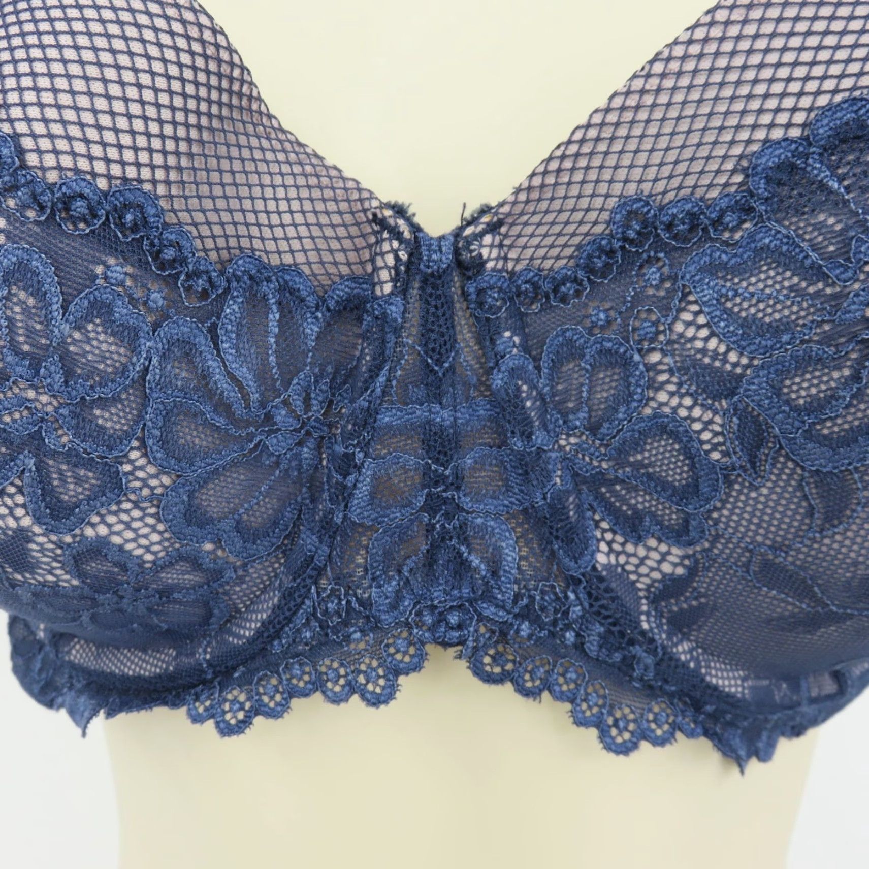 Vintage Maidenform Bra 38DD SE1102 Essential Multiway Push Up Blue Floral Lace Womens Adults DD Push Up Bra Size ONE SIZE - 3 Thumbnail