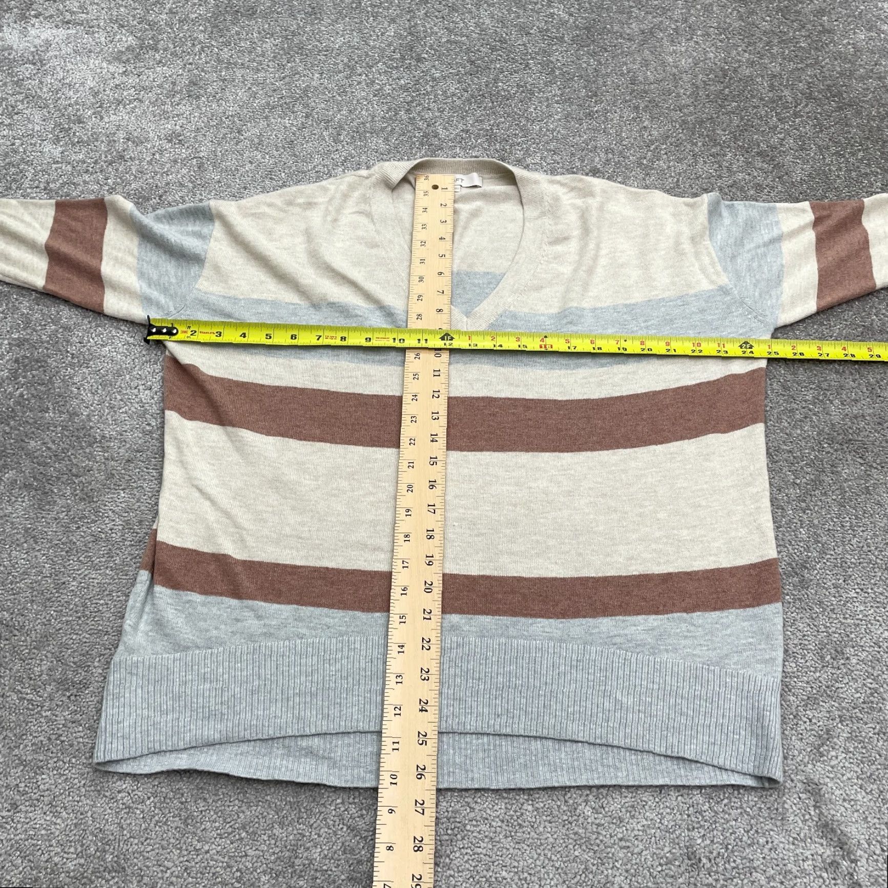 Loft LOFT Pullover Sweater Womens Medium Multicolor Striped V-Neck Knit Acrylic Nylon Size M / US 6-8 / IT 42-44 - 7 Thumbnail