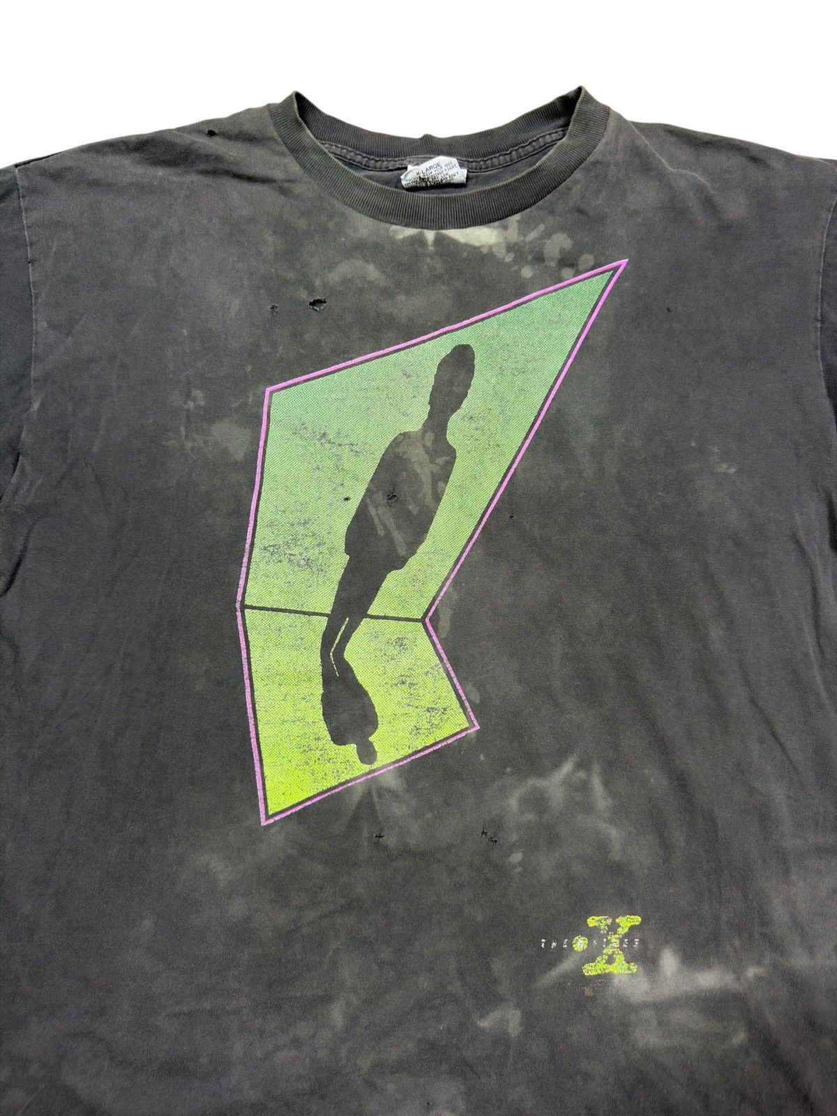 Vintage *RARE* 1996 VINTAGE 90s TV SHOW X FILES FICTION FADED THRASH Size US XL / EU 56 / 4 - 6 Thumbnail