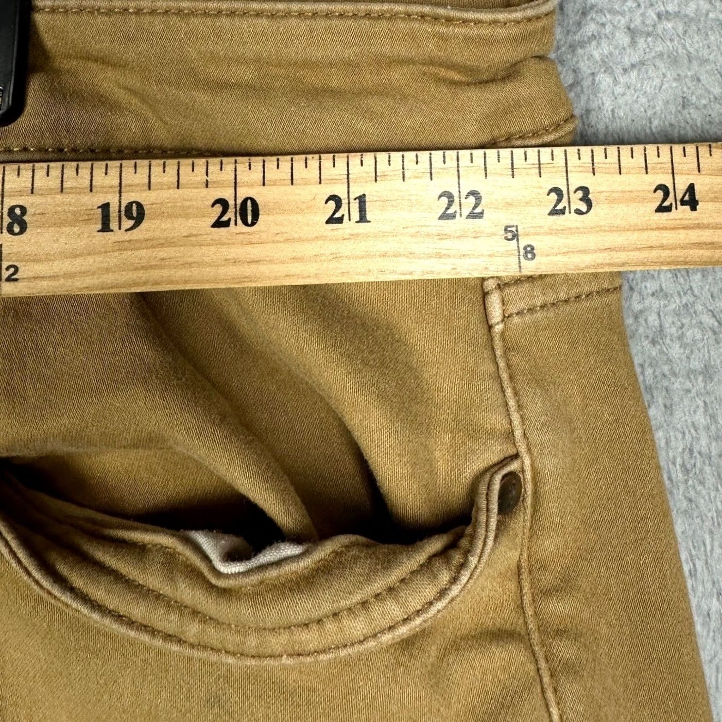 Vintage New title: TPJ Creators of the Perfect Jean Athletic Fit Pants Khaki Flat Front 5 Pocket Stretch Casual Beige Size US 30 / EU 46 - 6 Thumbnail