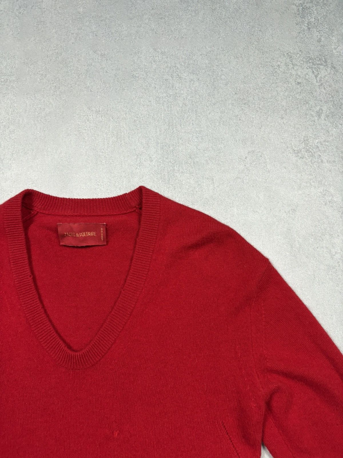 Zadig & Voltaire Zadig & Voltaire Cashmere V-Neck Women’s XS Red Knit Sweater Size XS / US 0-2 / IT 36-38 - 2 Thumbnail