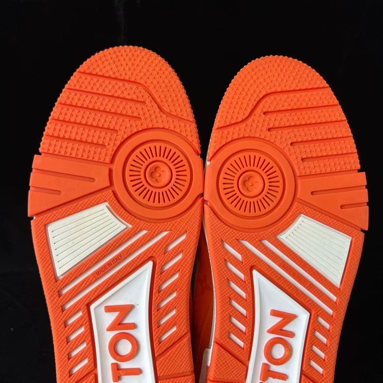 Louis Vuitton Louis Vuitton Trainer white and orange board shoes Size US 10 / EU 43 - 8 Thumbnail