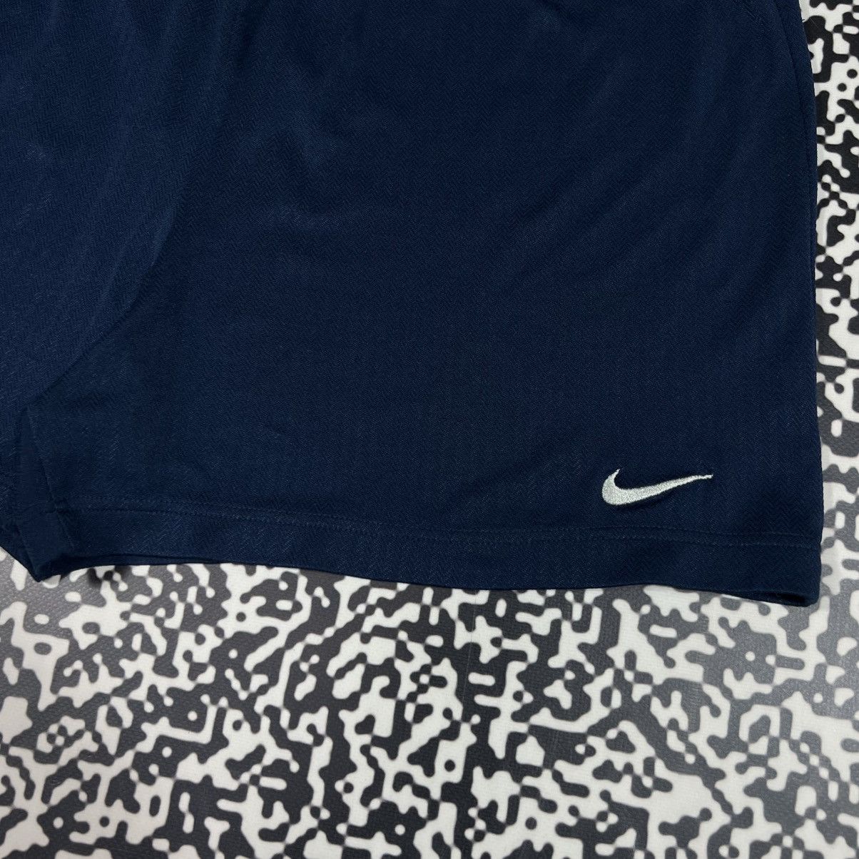 Nike Vintage 90s Nike Swoosh Logo Retro Sport Style Shorts Size US 38 / EU 54 - 4 Thumbnail