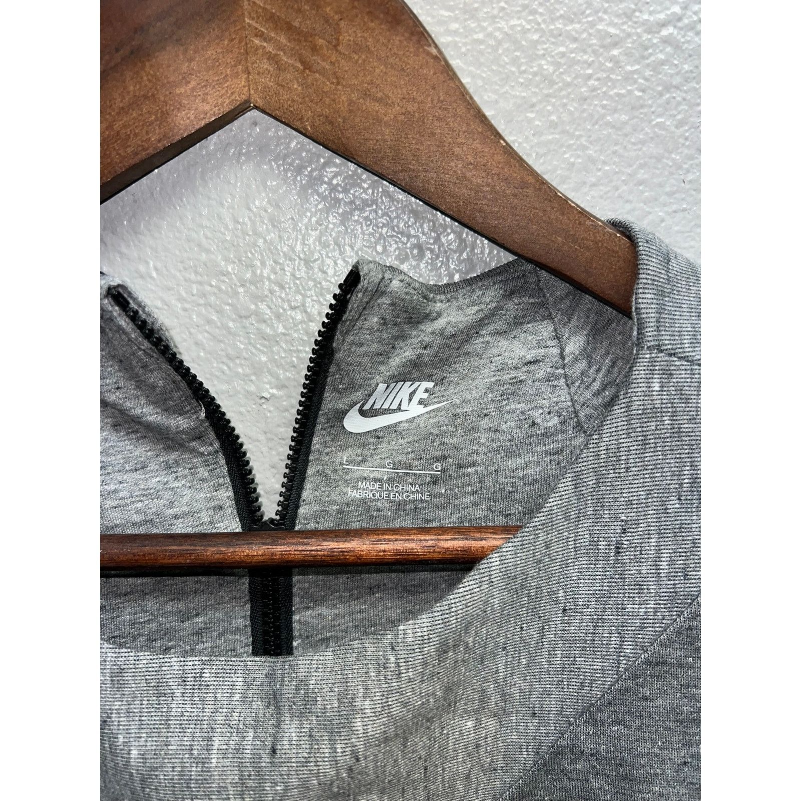 Vintage Nike Womens Tech Fleece Olympic Crew Team Sweatshirt NWT Size L / US 10 / IT 46 - 5 Thumbnail