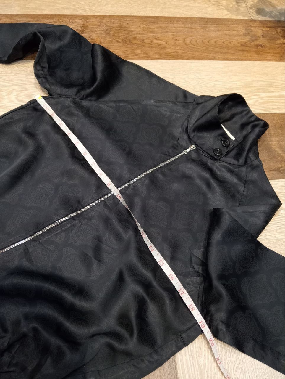 Dries Van Noten DRIES VAN NOTEN 100% RAYON BOMBER JACKET - SIZE 36 Size US XS / EU 42 / 0 - 15 Thumbnail