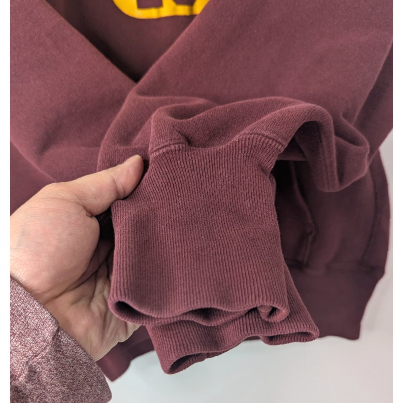 Champion VINTAGE Champion Reverse Weave Hoodie USC Trojans Football 80s 90s College USA Made Sz M Maroon Unisex Adults Boys Womens Size US M / EU 48-50 / 2 - 4 Thumbnail