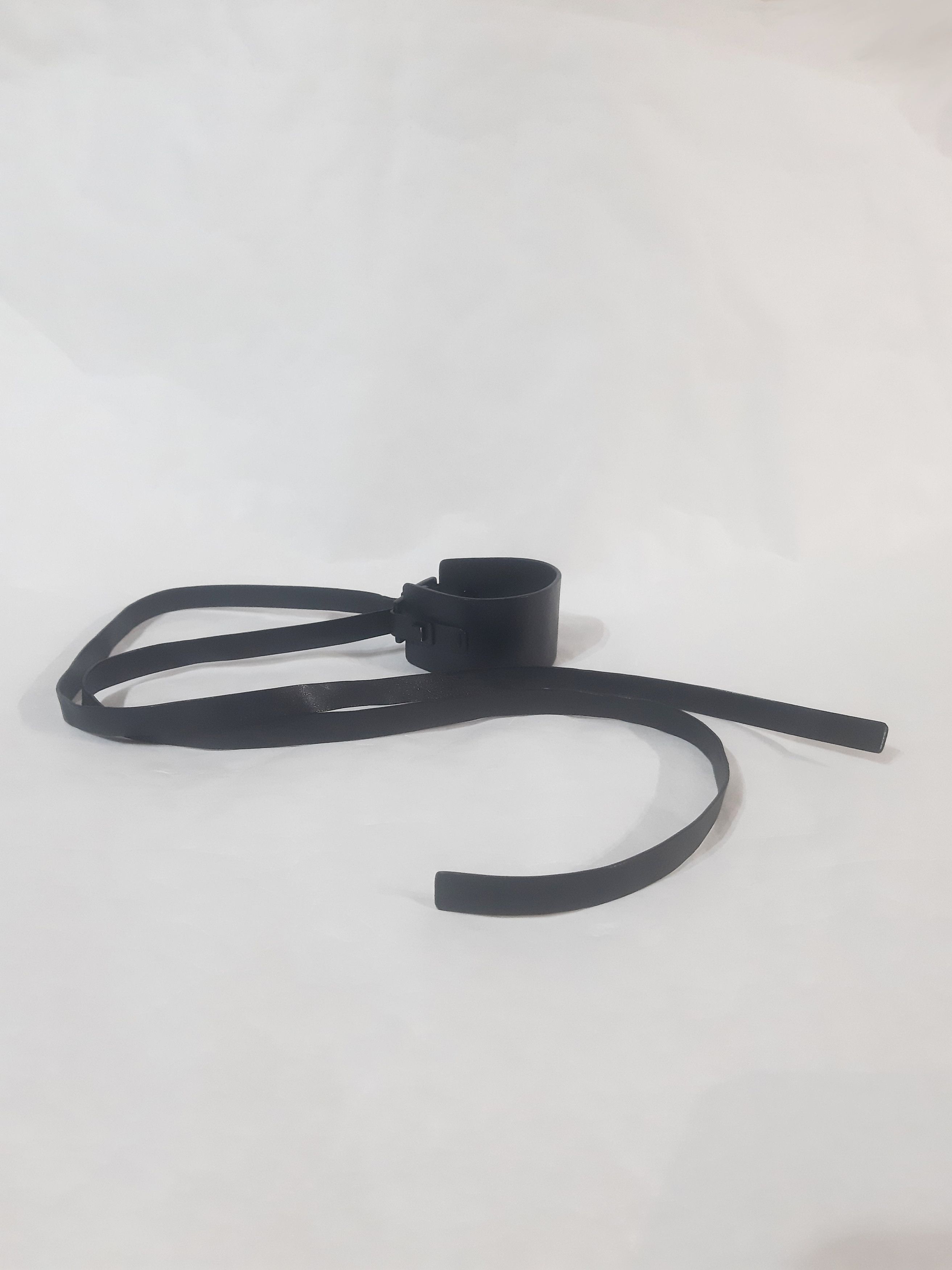 Gucci Gucci X Tom Ford SS 2001 Bondage Leather Bracelet Size ONE SIZE - 4 Thumbnail