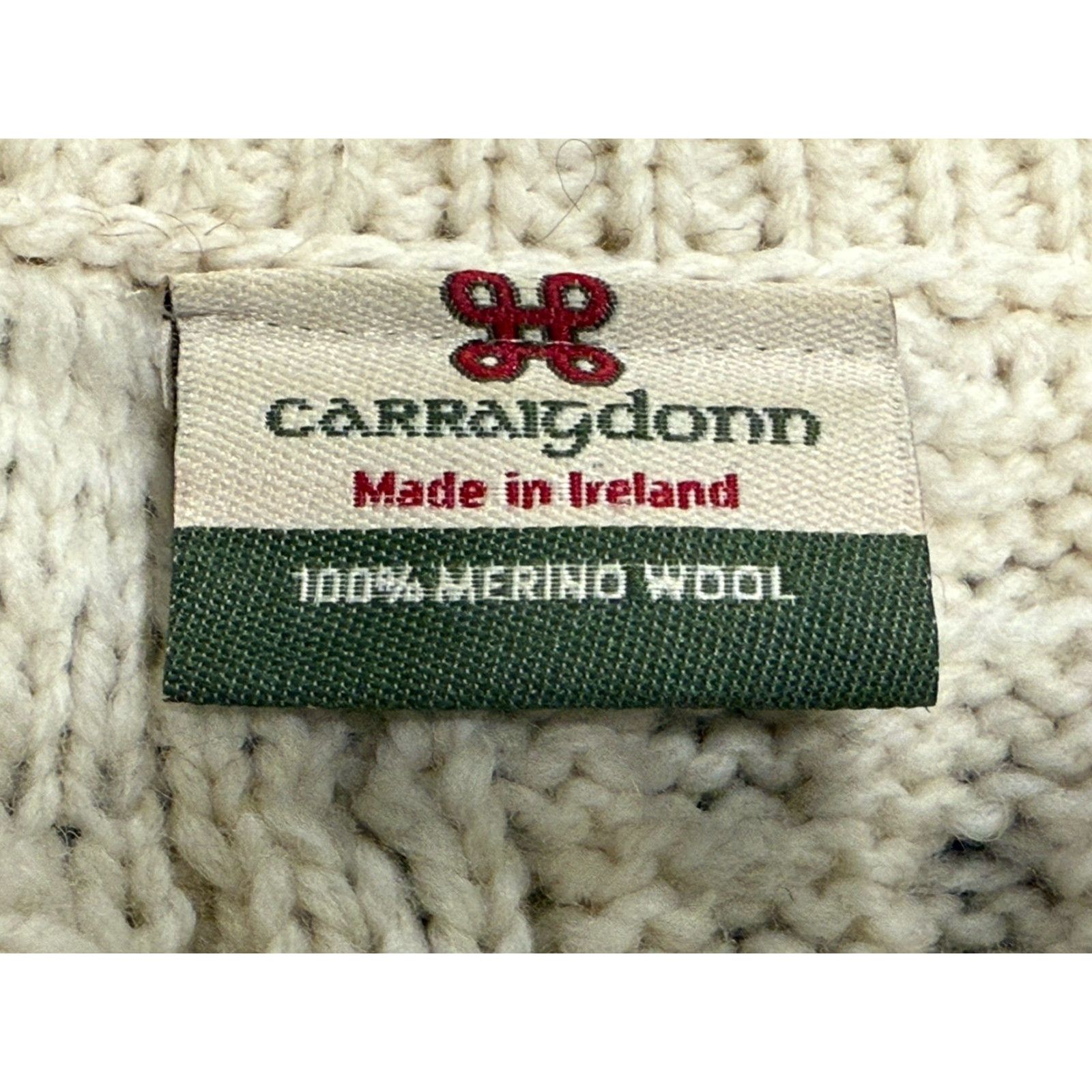 Vintage Carraig Donn Merino Wool Cardigan Sweater Womens S Cable Knit Ireland Cream Size S / US 4 / IT 40 - 4 Thumbnail