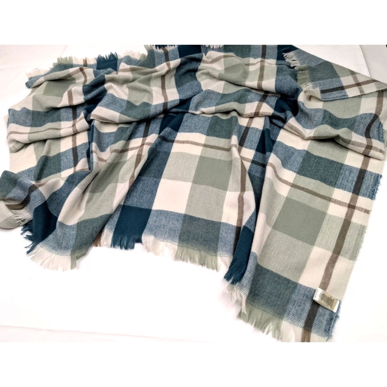 Vintage VINTAGE Simply Noelle Plaid Knit Turtleneck Poncho Shirt Womens One Size Blue Turquoise Cream Wool? Size ONE SIZE - 2 Thumbnail