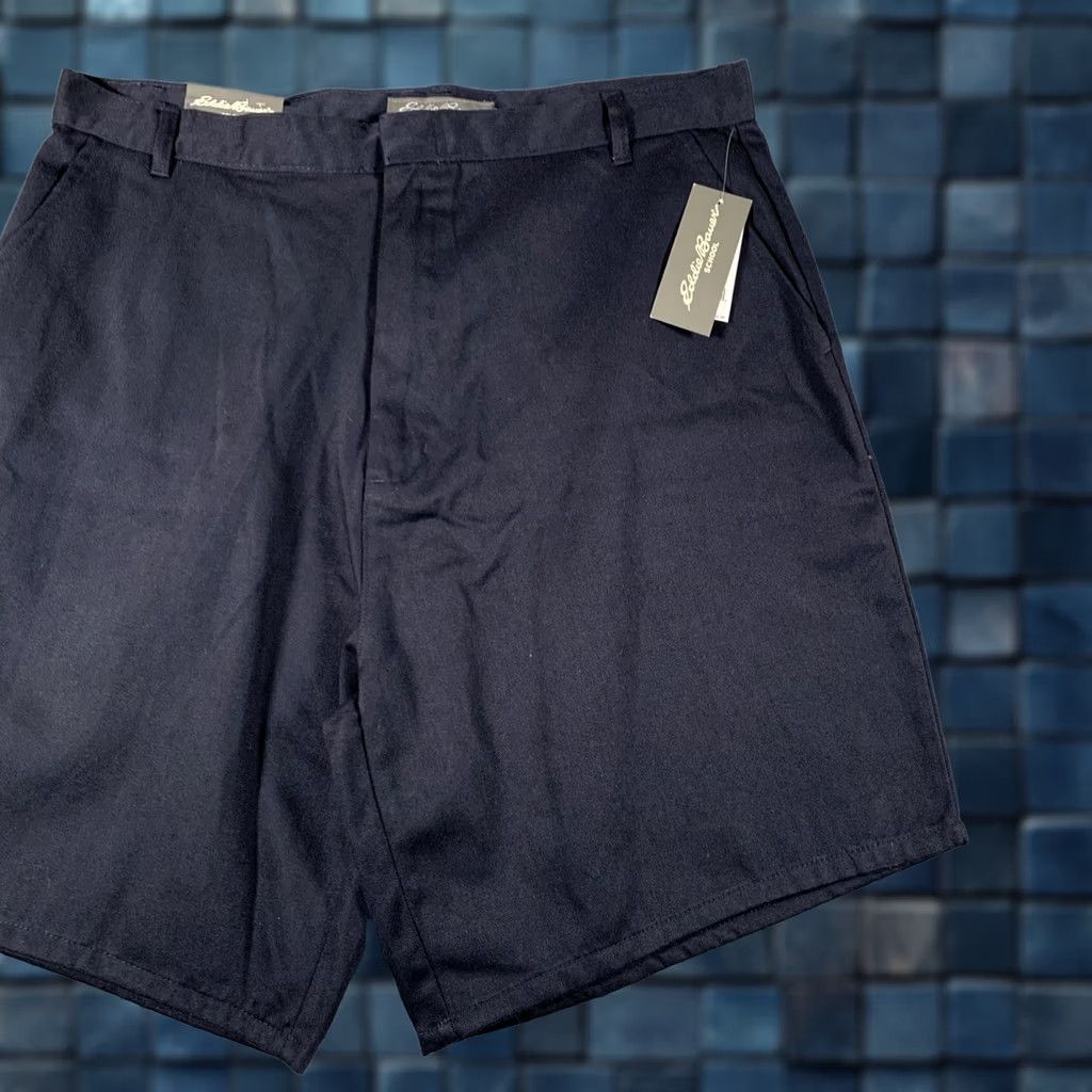 Eddie Bauer Eddie Bauer Shorts Mens 36 Blue Navy School Uniform Chino Flat Front Inseam Size US 36 / EU 52 - 1 Thumbnail