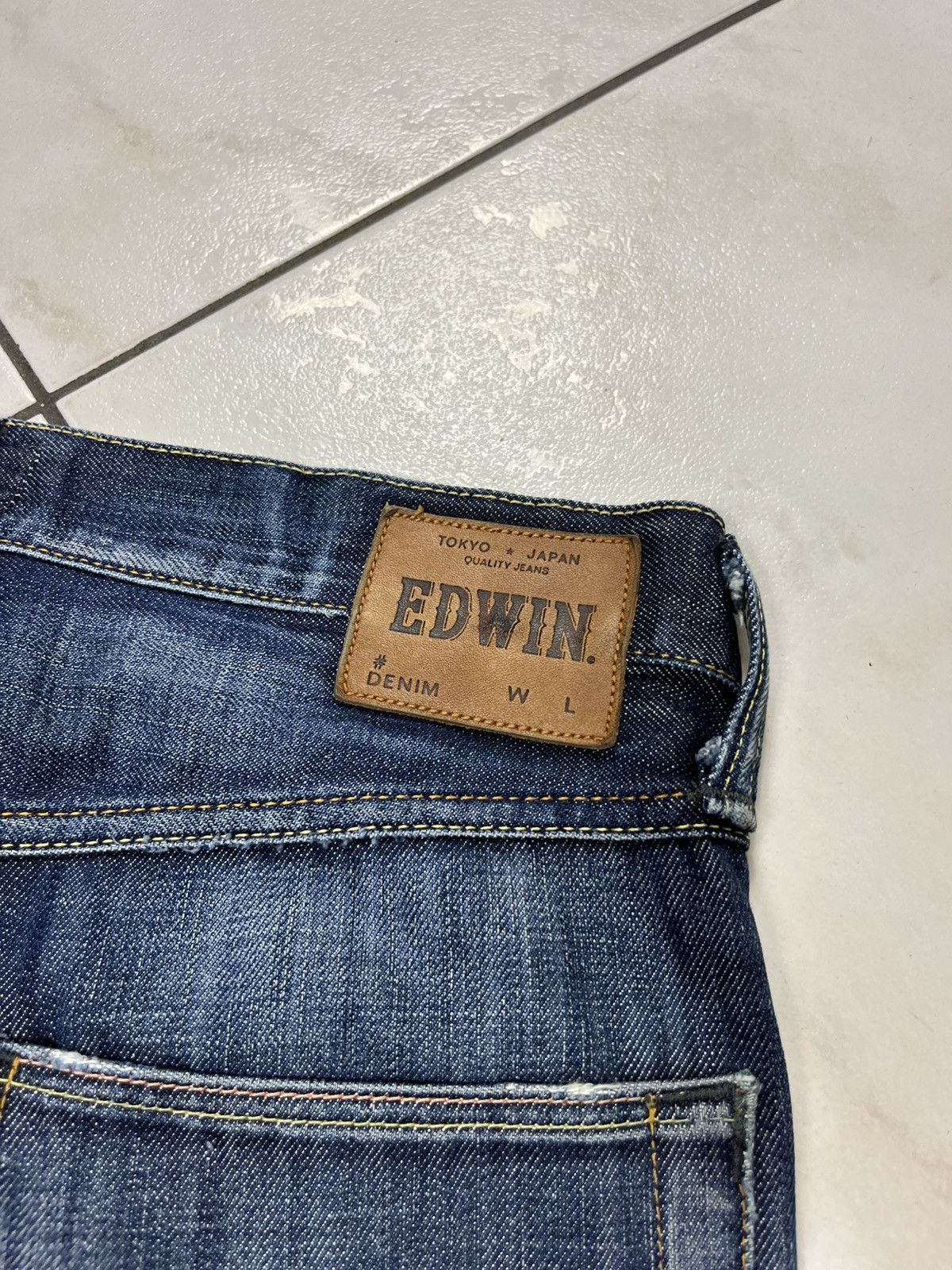 Edwin × Vintage Vintage Edwin ed-47 regular distressed denim washed jeans Size US 30 / EU 46 - 19 Thumbnail