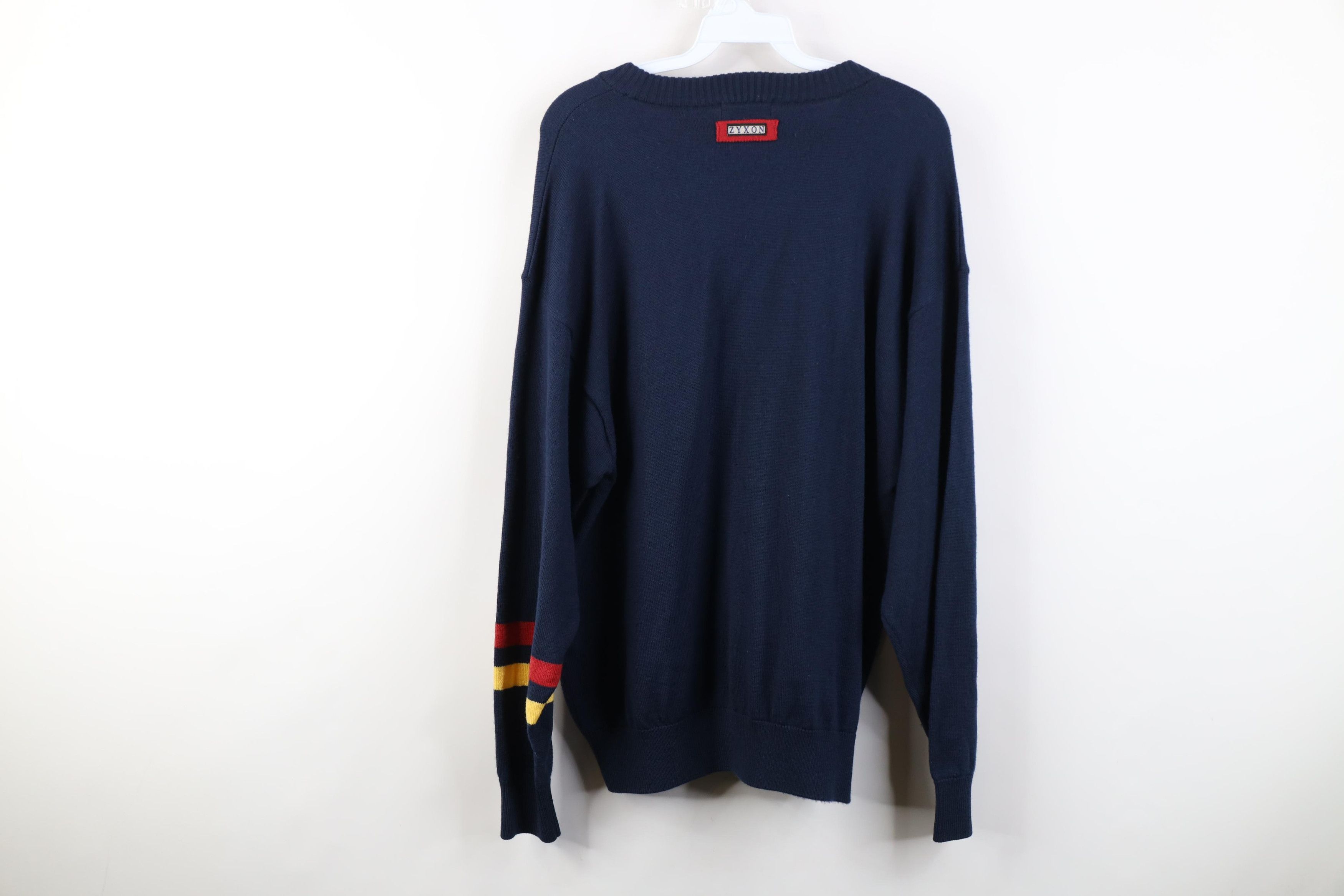 Vintage Vintage 90s Streetwear Knit Penguin Golf Golfing Sweater Size US L / EU 52-54 / 3 - 12 Thumbnail