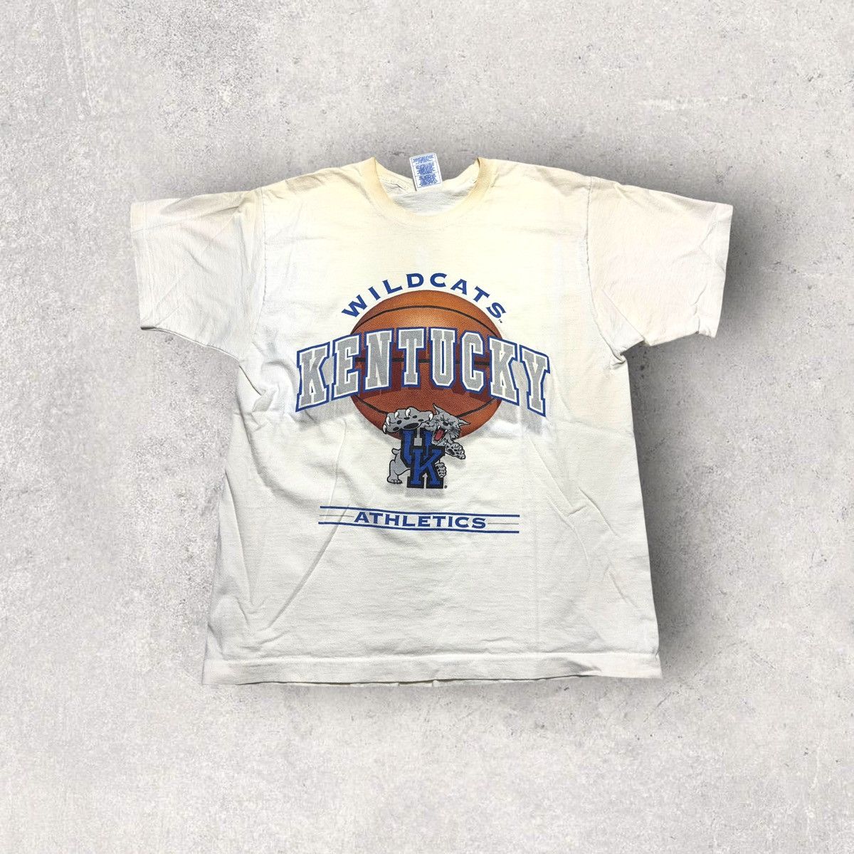 NCAA × Pro Player × Vintage Vintage Kentucky Wildcats Basketball tee Size US L / EU 52-54 / 3 - 1 Thumbnail