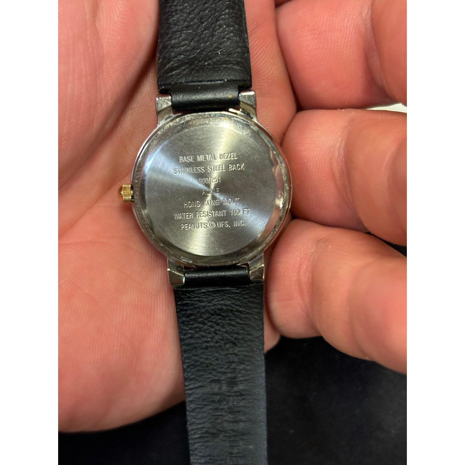 (B).Stroy Armitron Peanuts 50th Anniversary Watch! New Battery! Size ONE SIZE - 6 Thumbnail