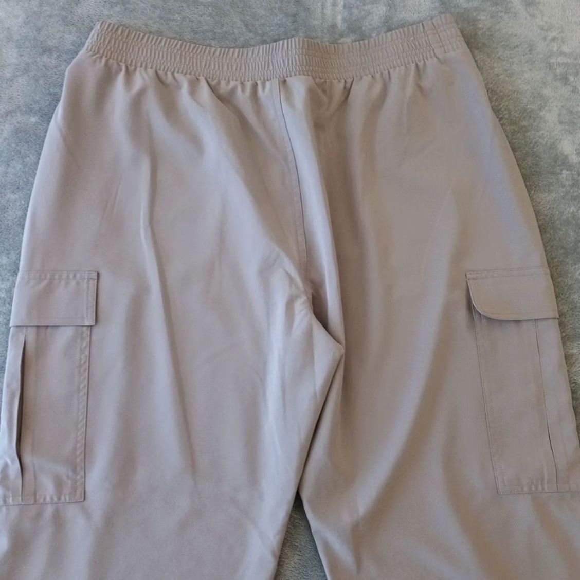 Calvin Klein Calvin Klein Pants Womens Large Gray Pull On Cargo Pockets 36x28 High Rise Size 36" / US 14 / IT 50 - 7 Thumbnail