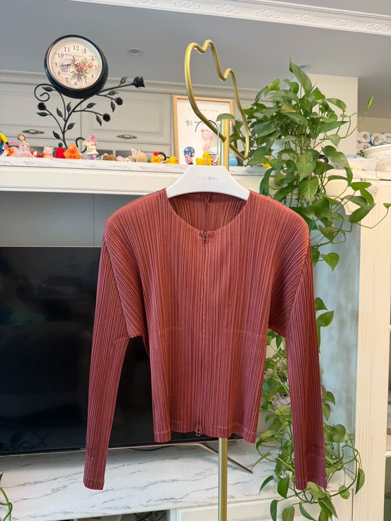 Issey Miyake Issey Miyake size:3 Brown jacket with zipper Size XS / US 0-2 / IT 36-38 - 2 Thumbnail