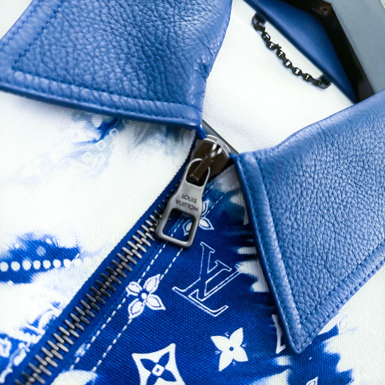 Louis Vuitton Louis Vuitton Bandana Print Leather Denim Jacket Size US M / EU 48-50 / 2 - 7 Thumbnail