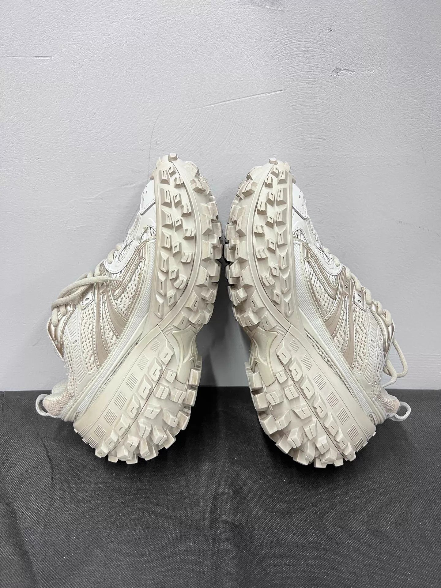 Balenciaga Balenciaga Defender 38 EU Good Condition Size US 8 / IT 38 - 5 Thumbnail