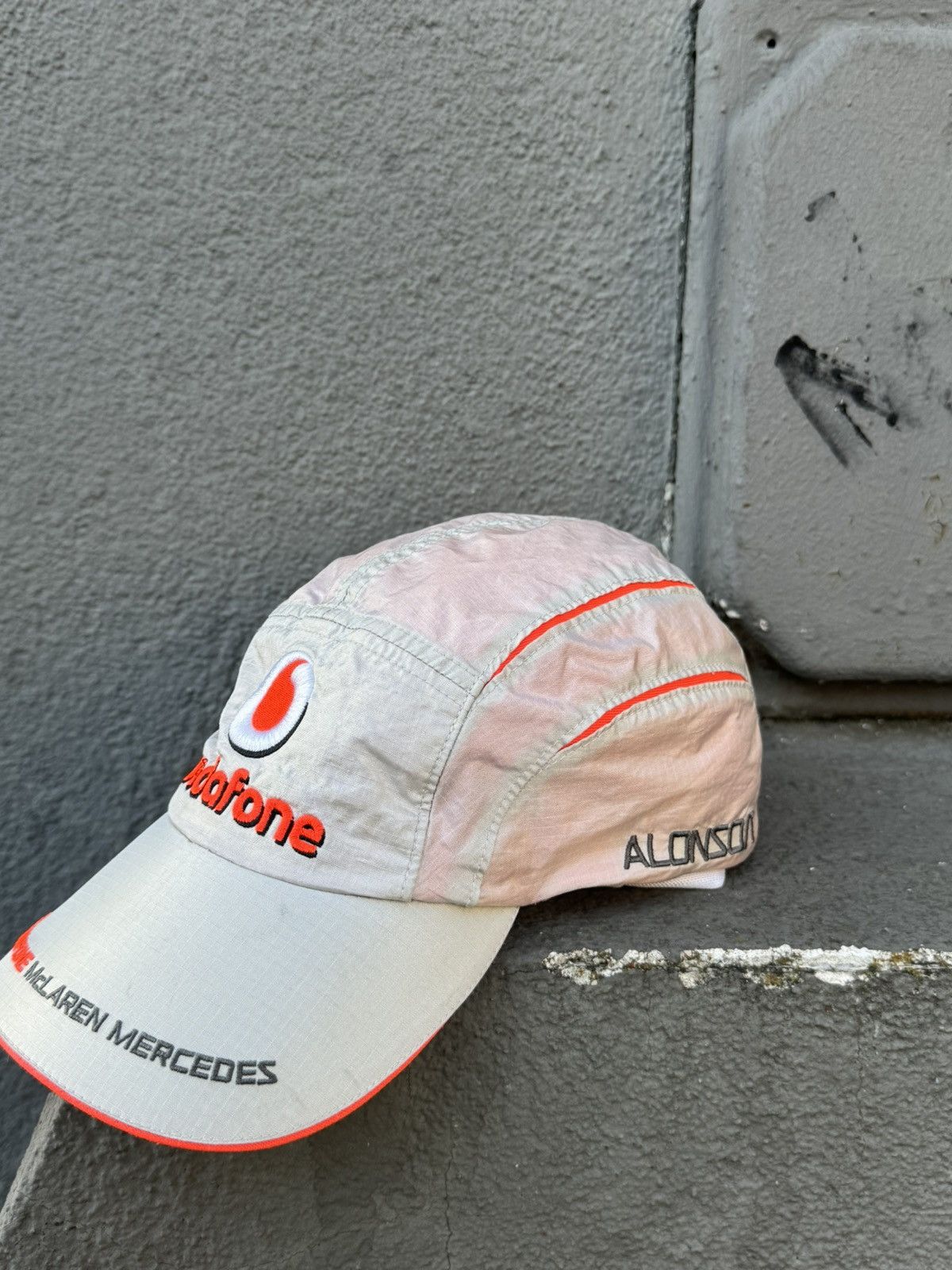 Malcolm McLaren × Vintage Vintage Vodafone McLaren Mercedes Racing Cap Hat f-1 Size ONE SIZE - 3 Thumbnail