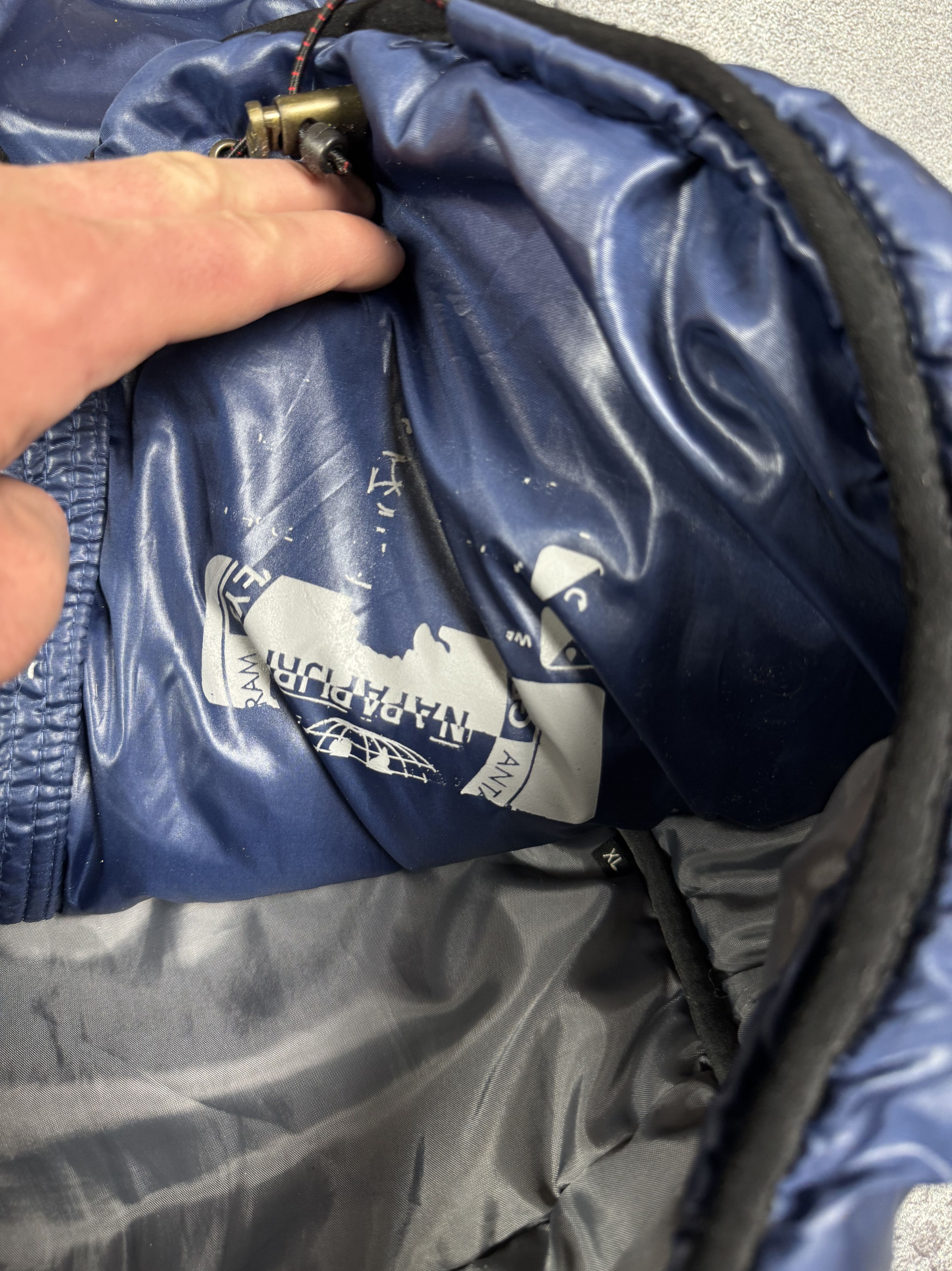 Napapijri Napapijri Nylon Gorpcore Outdoor Vest Size XL Streetwear Size US XL / EU 56 / 4 - 4 Thumbnail