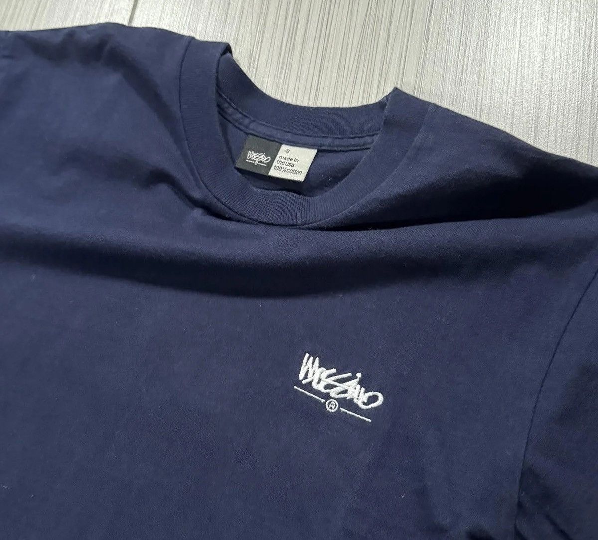 Mossimo Vintage Mossimo Navy T Shirt (Size S) Size US S / EU 44-46 / 1 - 2 Thumbnail