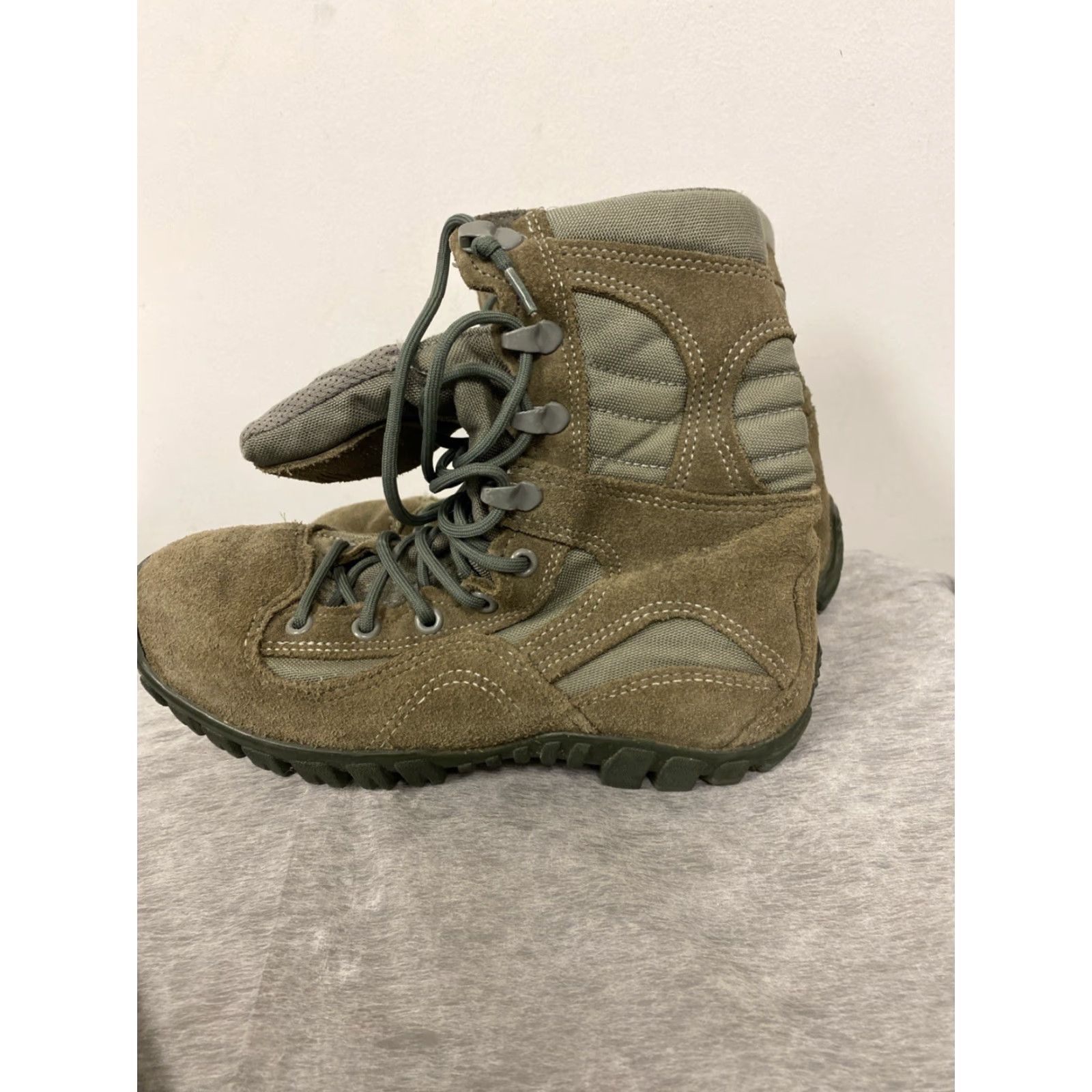 Vibram Belleville Boots Mens Sz 5 Sage Green Vibram 693 Military Combat Leather Lace Up Casual Shoes Mens Size US 5 / EU 37 - 4 Thumbnail
