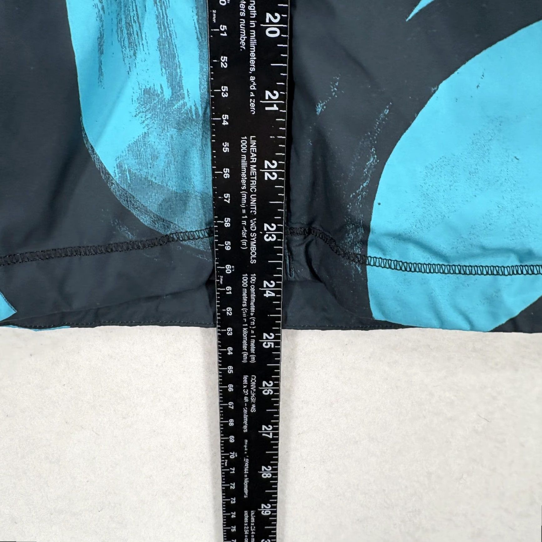 Lululemon lululemon Pack It Vest Womens 8 Black Running Gym Size M / US 6-8 / IT 42-44 - 4 Thumbnail