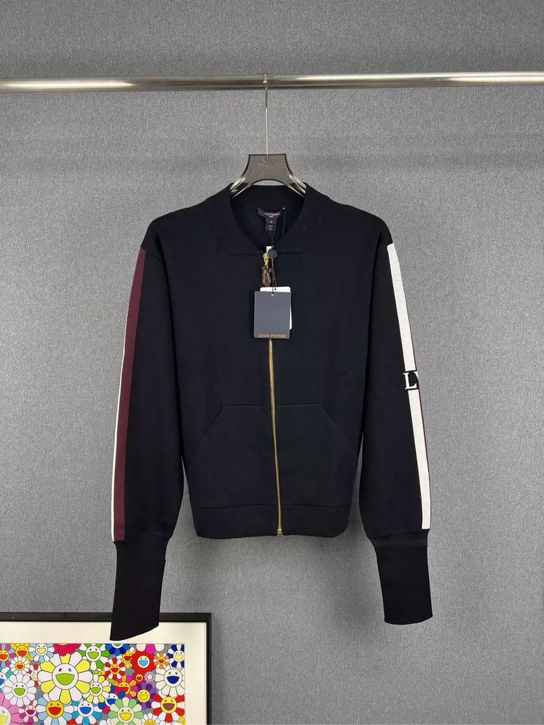 Louis Vuitton Louis Vuitton Arm LOGO Knit Zipper Jacket Size M / US 6-8 / IT 42-44 - 1 Thumbnail