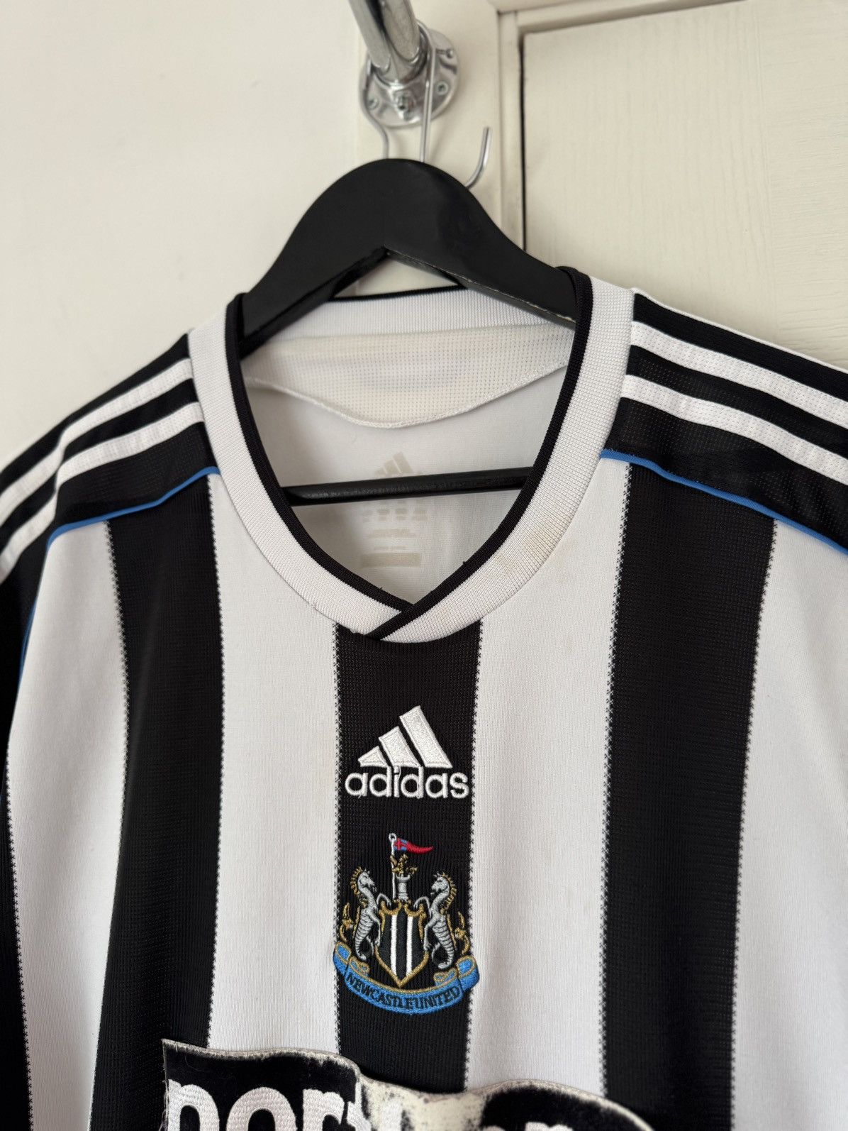 Chelsea Soccer Adidas New Castle 2009 Soccer Home Jersey Used Size US XL / EU 56 / 4 - 4 Thumbnail