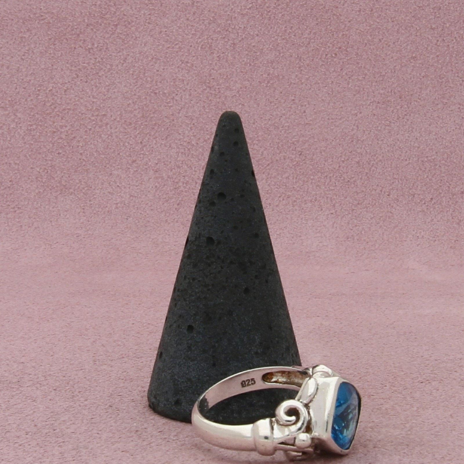 Sterling Silver sterling silver faceted blue topaz scroll ring size 7.5 Size ONE SIZE - 5 Thumbnail
