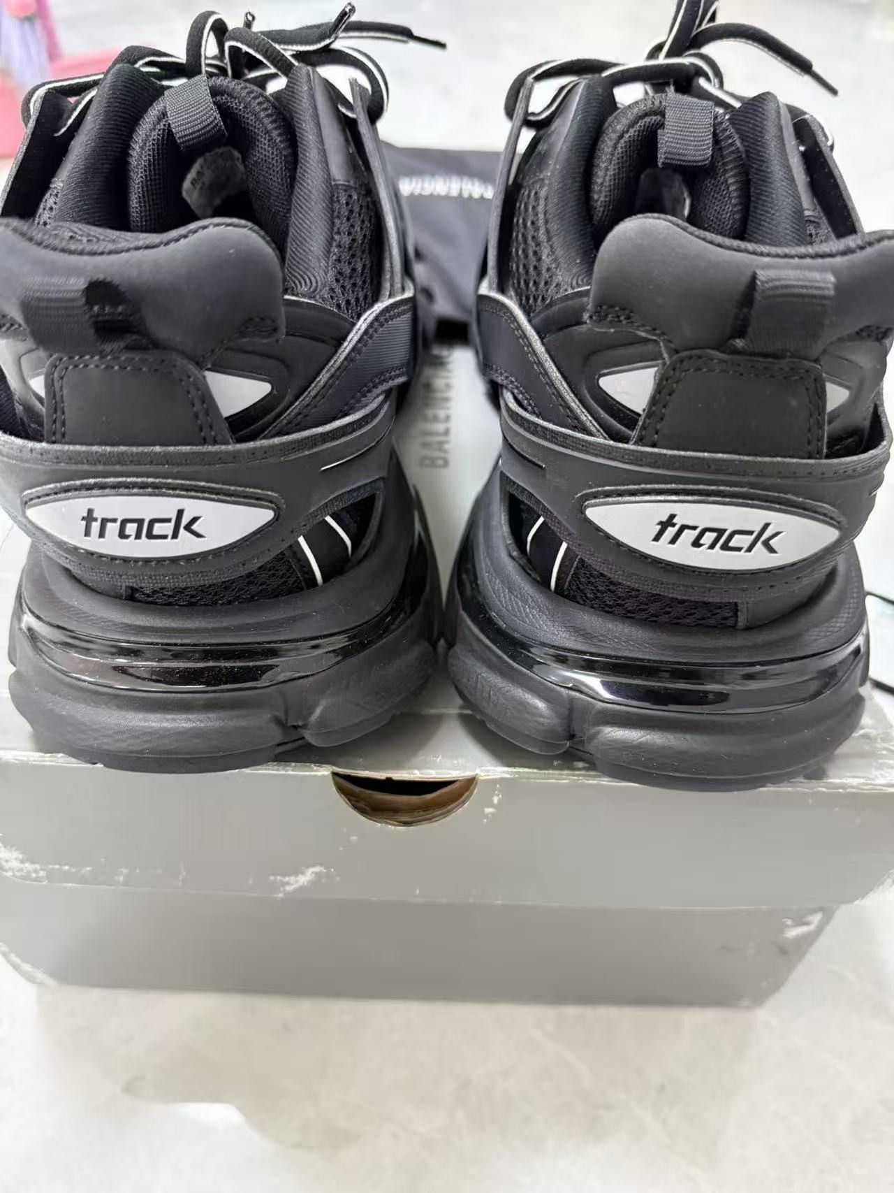 Balenciaga Balenciaga Low-Top Sneakers Size US 11 / EU 44 - 4 Thumbnail