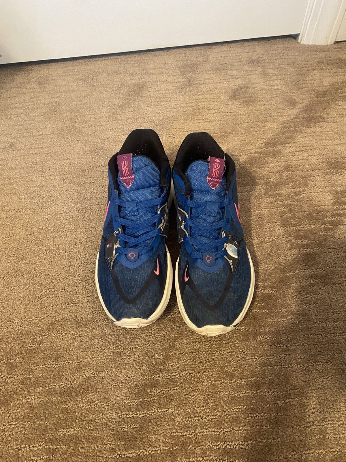 Nike Kyrie 5 Low Size US 9.5 / EU 42-43 - 6 Thumbnail