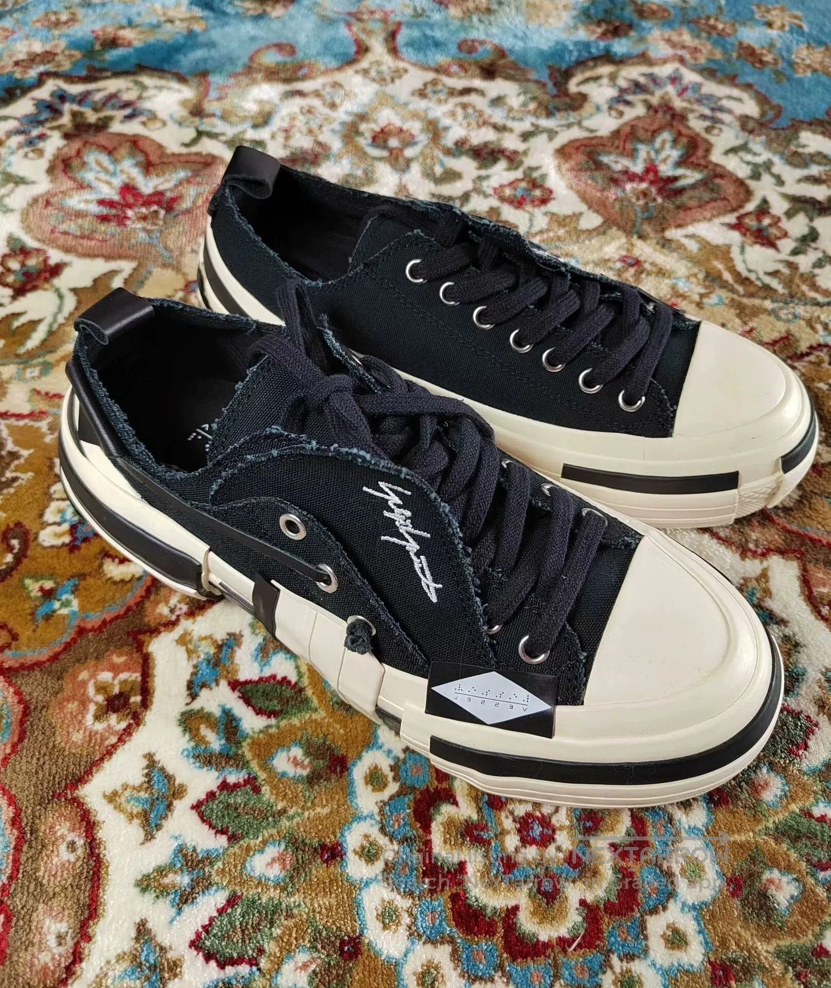 xVESSEL Wu Jianhao x VESSEL Black and White Sneakers. Size US 7 / EU 40 - 1 Thumbnail