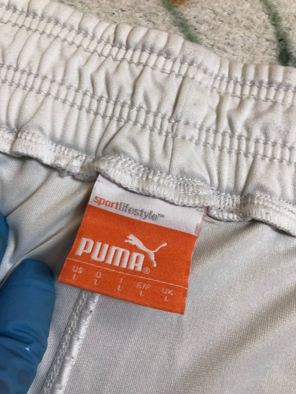 Puma ITALY 2012/2013 AWAY FOOTBALL SHORTS PUMA SIZE L ADULT Size US 34 / EU 50 - 2 Thumbnail