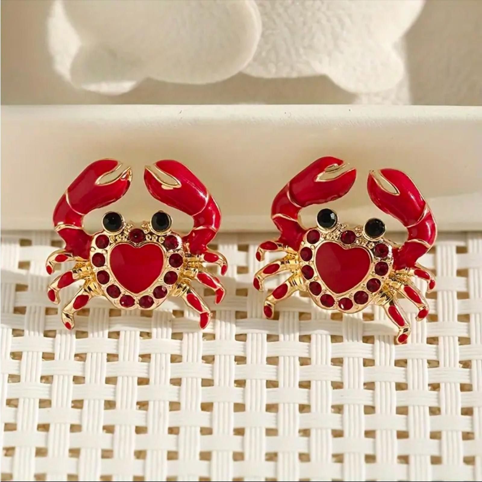 Designer Charming Crab Earrings Red & Gold Rhinestone Studded Stud Size ONE SIZE - 2 Thumbnail
