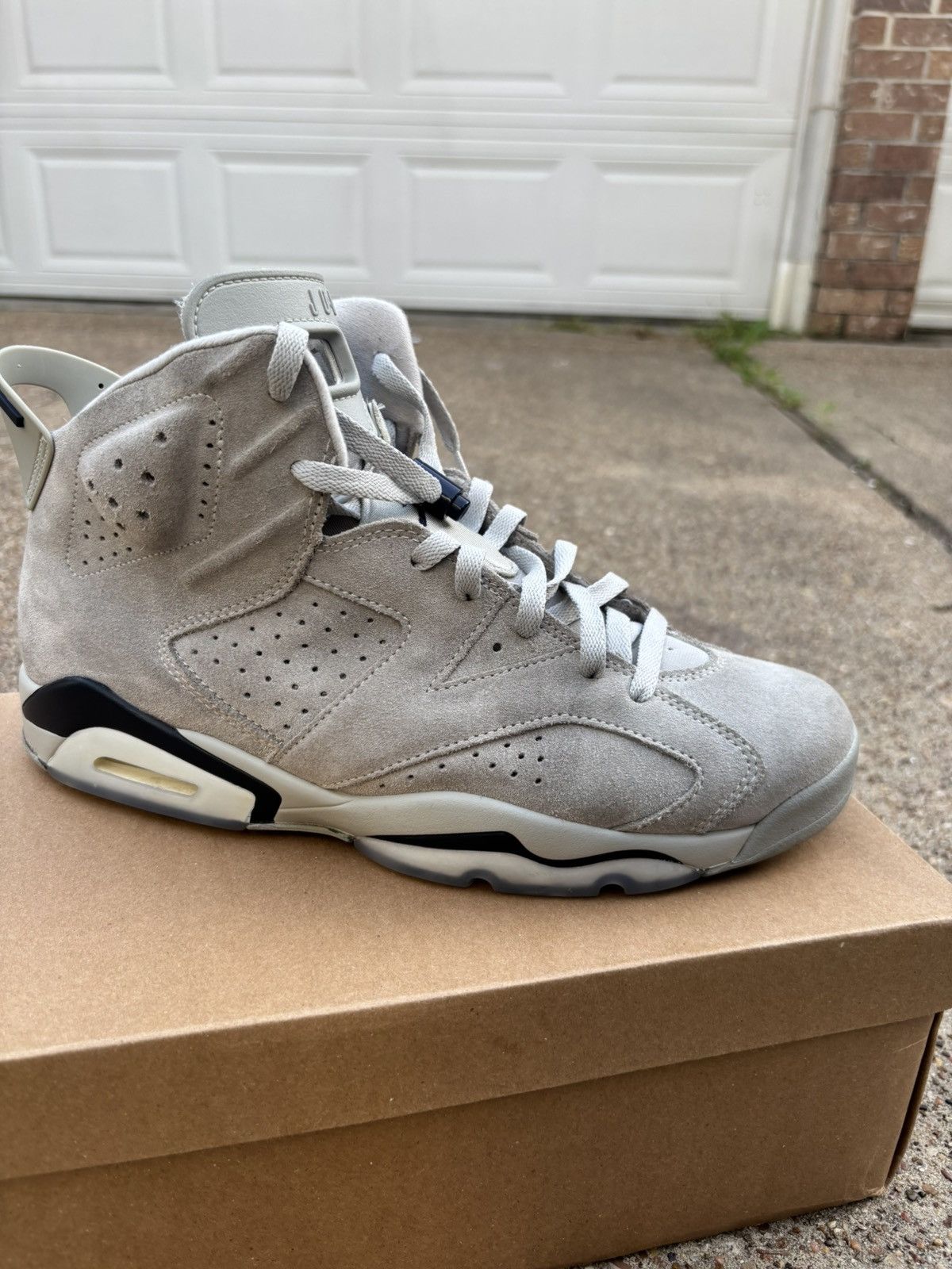 Jordan Brand Georgetown Jordan 6 Size US 11 / EU 44 - 1 Thumbnail