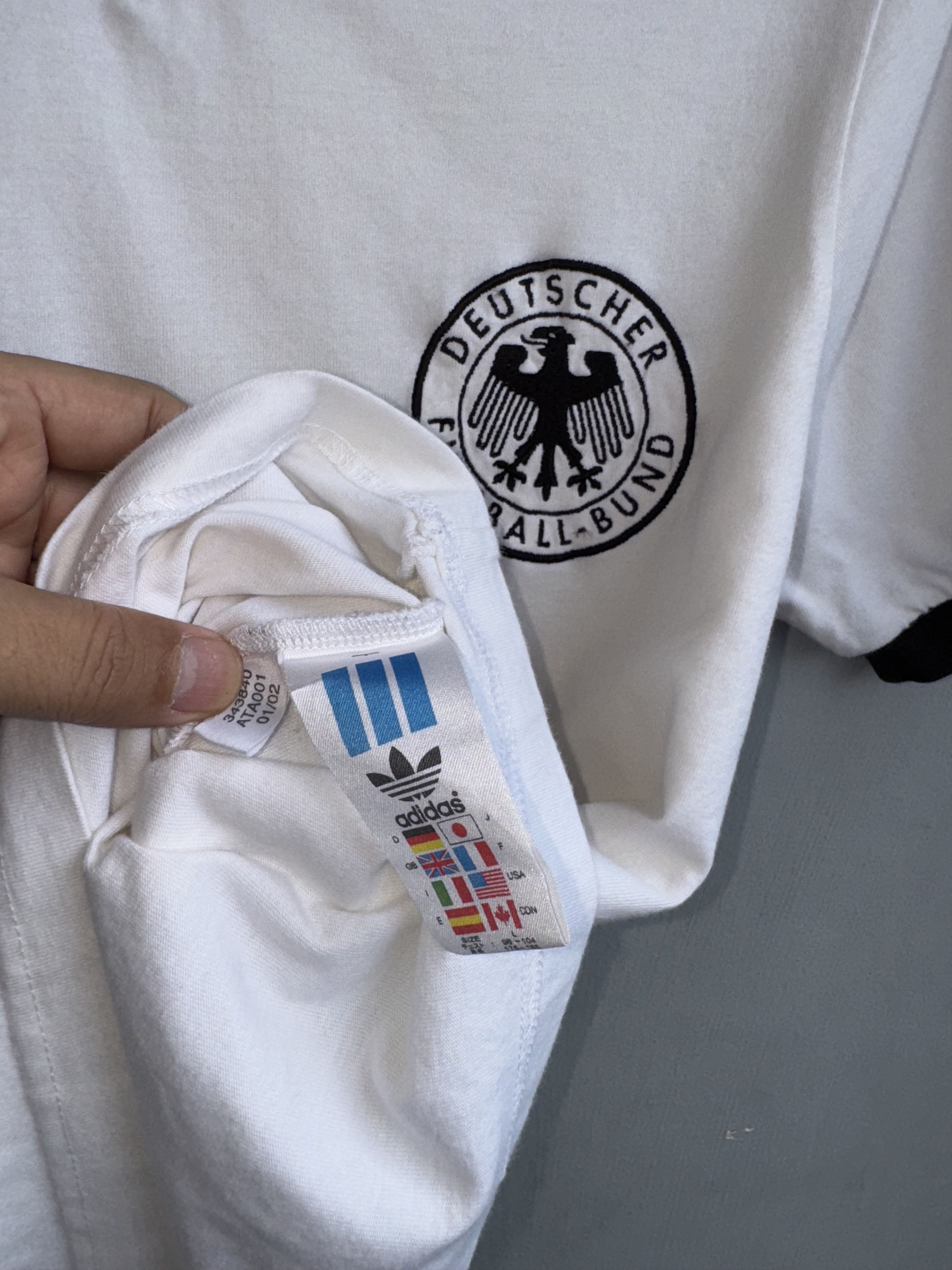 Adidas × Vintage 90’s Adidas Deutschland Football Yeezy Style Vultures Shirt Size M / US 6-8 / IT 42-44 - 4 Thumbnail