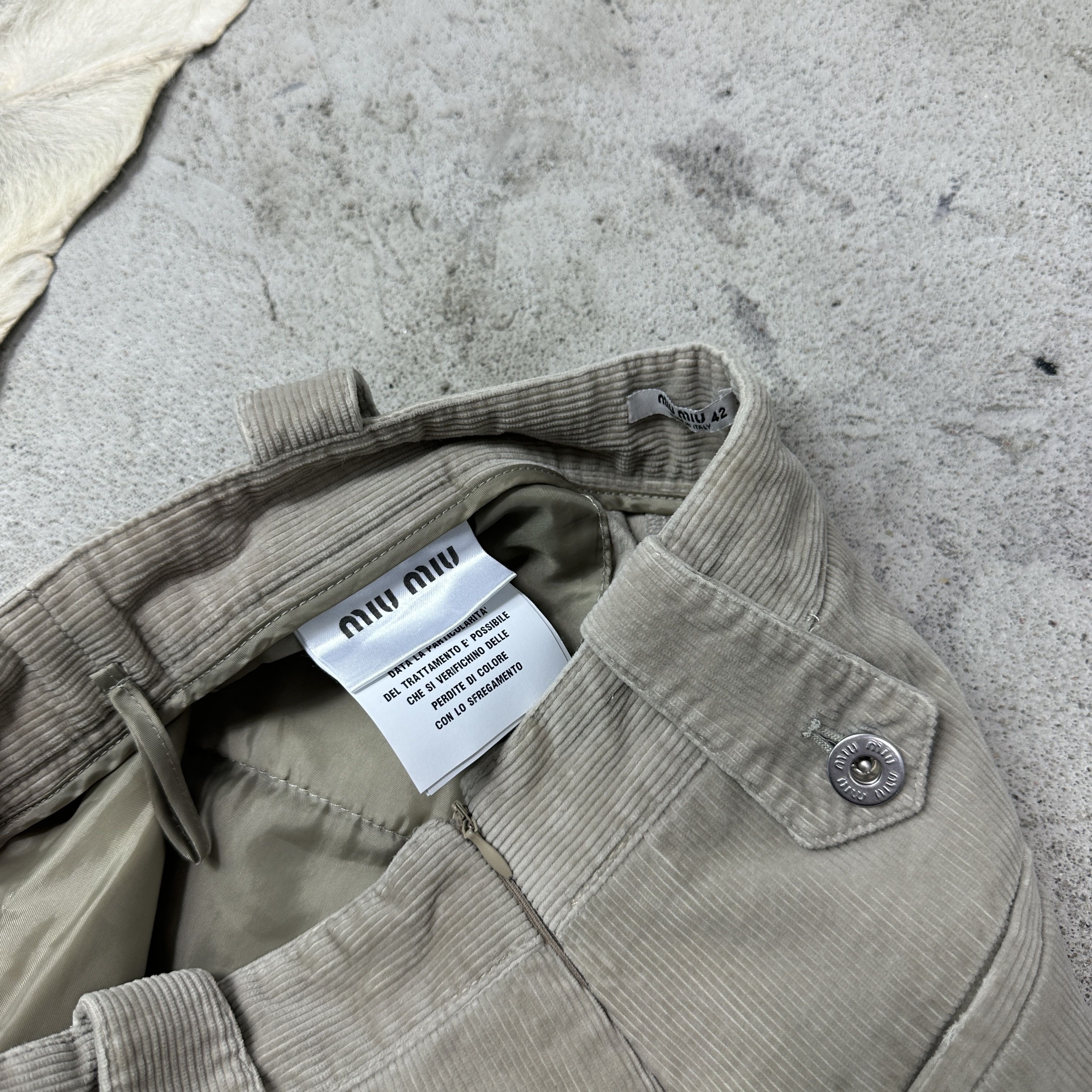 Miu Miu Vintage High Waisted Laced Corduroy Miu Miu Pants 00s Size 25" / US 0 / IT 36 - 4 Thumbnail