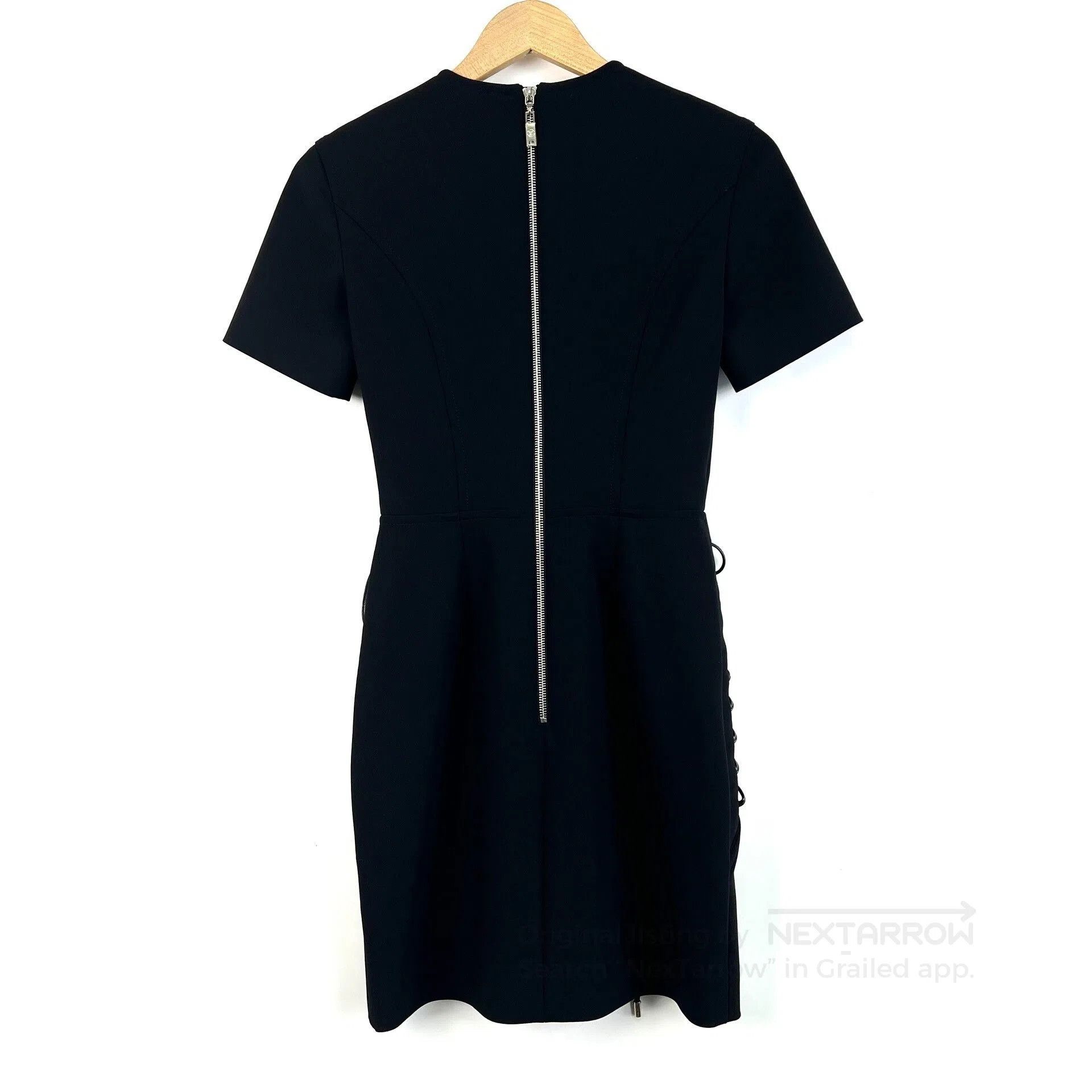 Louis Vuitton Louis Vuitton Black A-Line Short-Sleeve Dress. Size XXS / US 00 / IT 34 - 2 Thumbnail